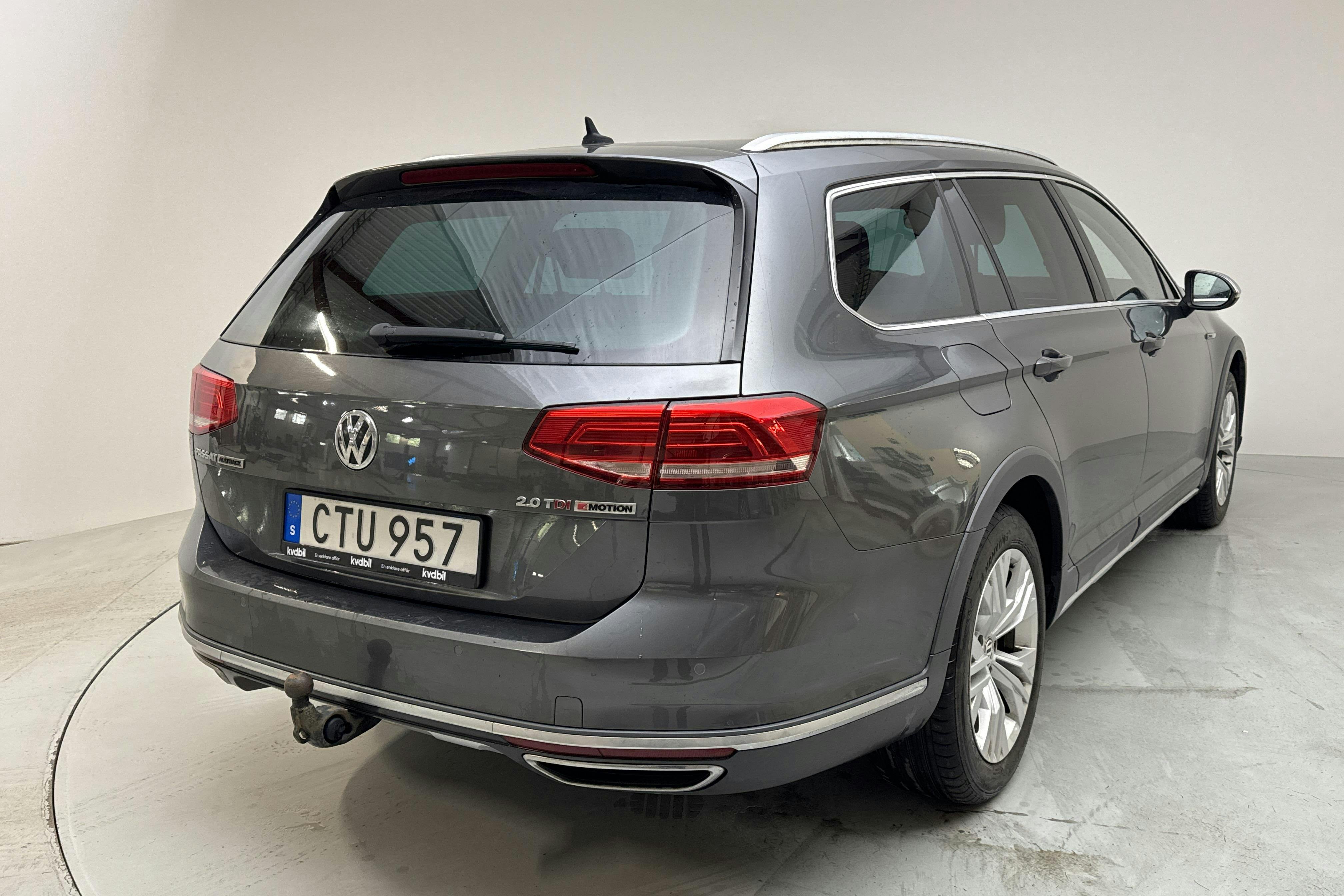 VW Passat Alltrack 2.0 TDI 4MOTION (190hk) - 11 739 mil - Automat - Dark Grey - 2016