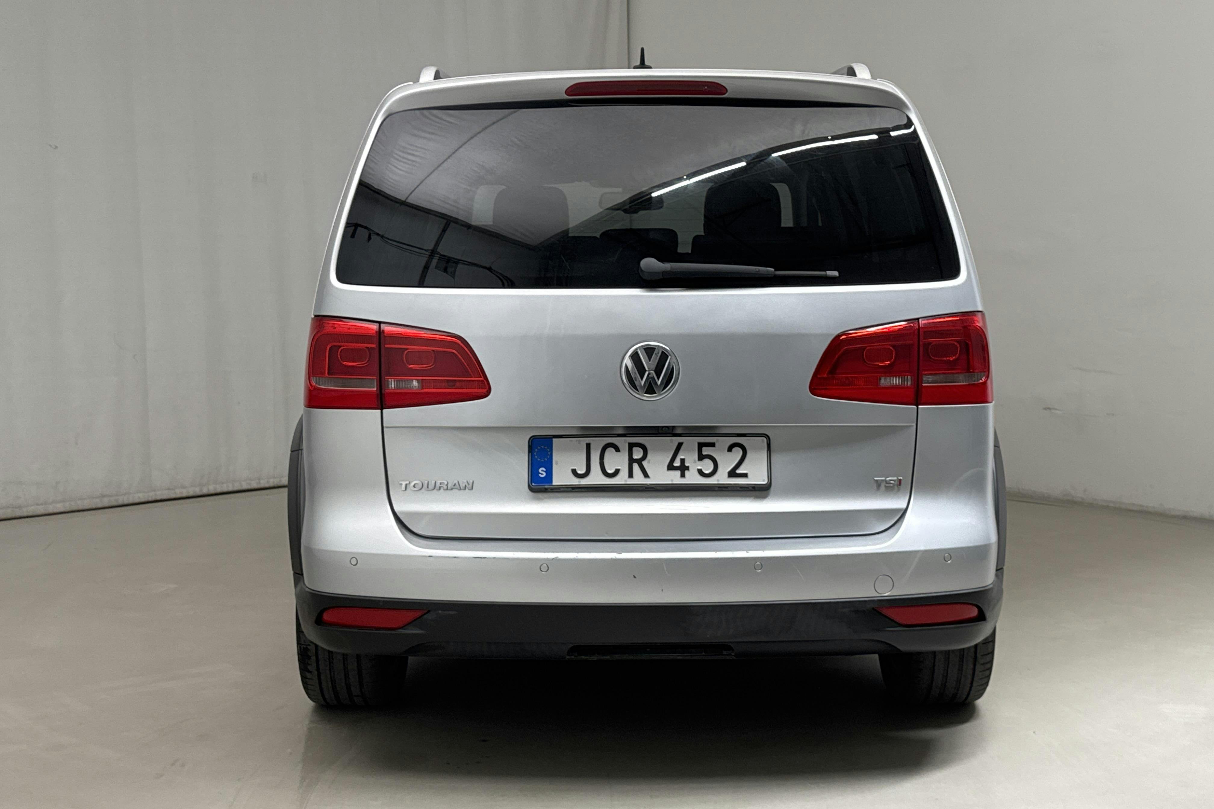 VW CrossTouran 1.4 TSI (140hk) - 18 697 mil - Manuell - silver - 2015