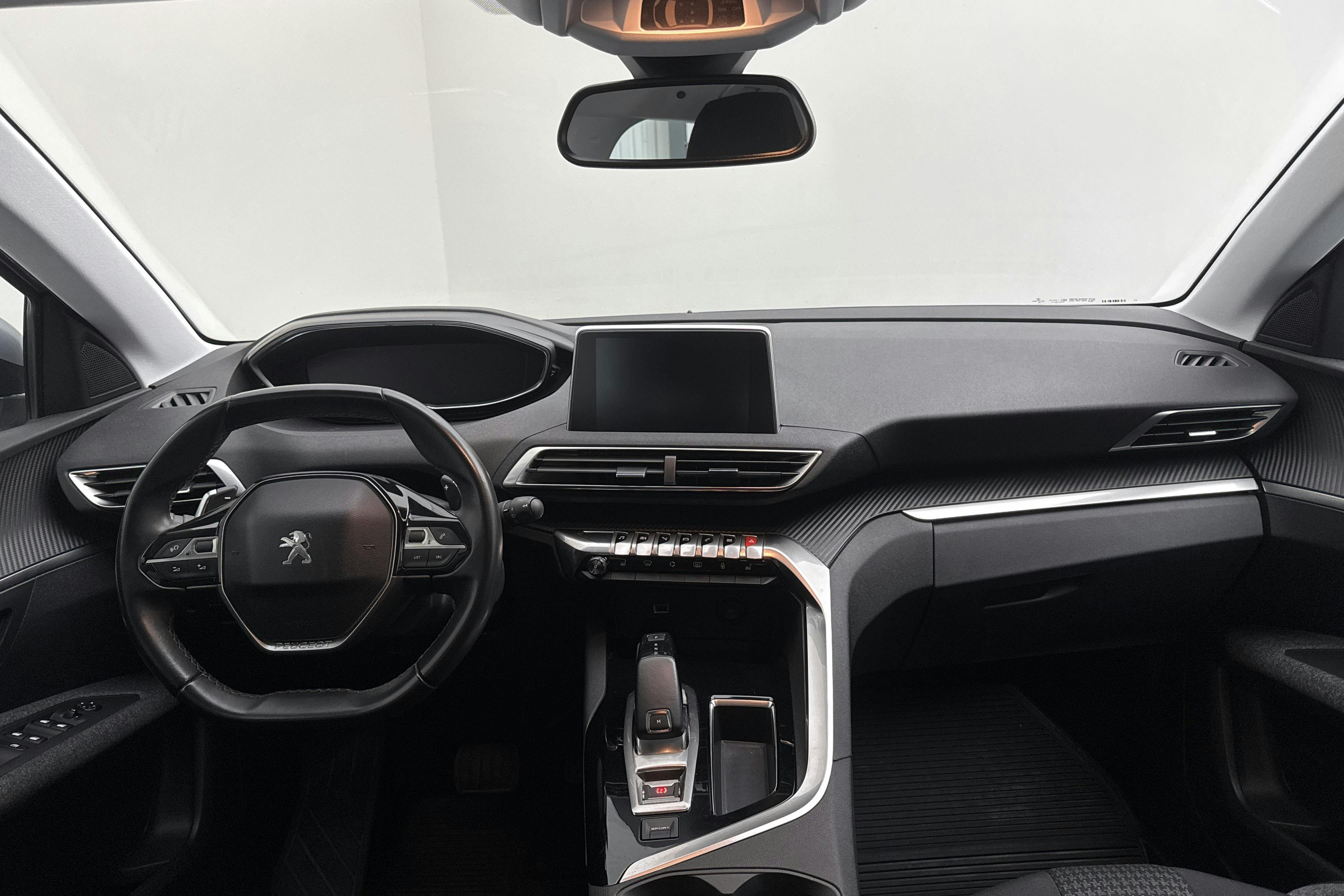 Peugeot 3008 1.2 PureTech (130hk) - 12 842 mil - Automat - 2018