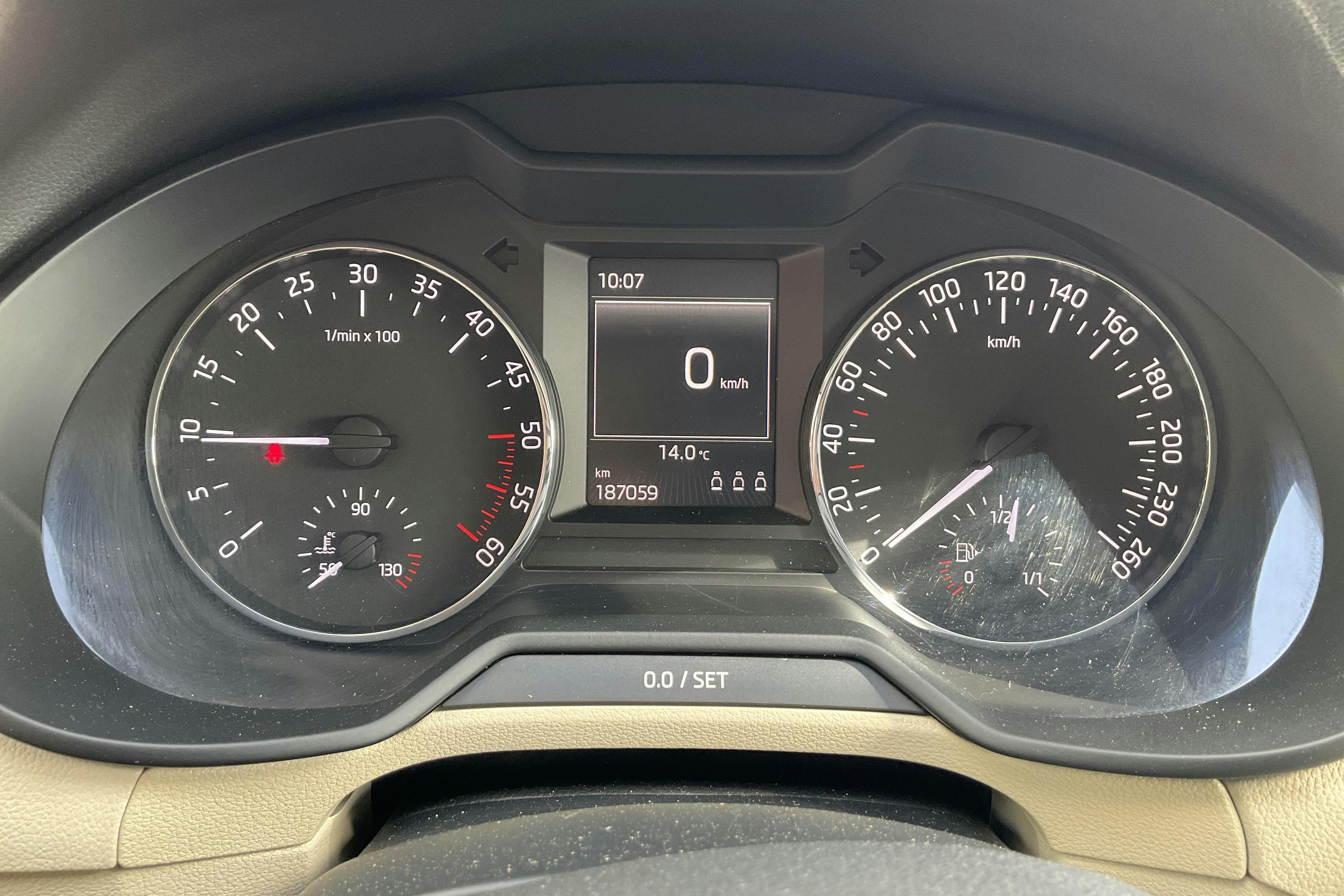 Skoda Octavia III 2.0 TDI CR Combi 4x4 (150hk) - 18 705 mil - Manuell - Dark Brown - 2014