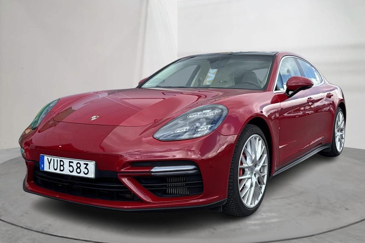 Porsche Panamera Turbo (550hk) - 145 270 km - Automaatne - punane - 2018