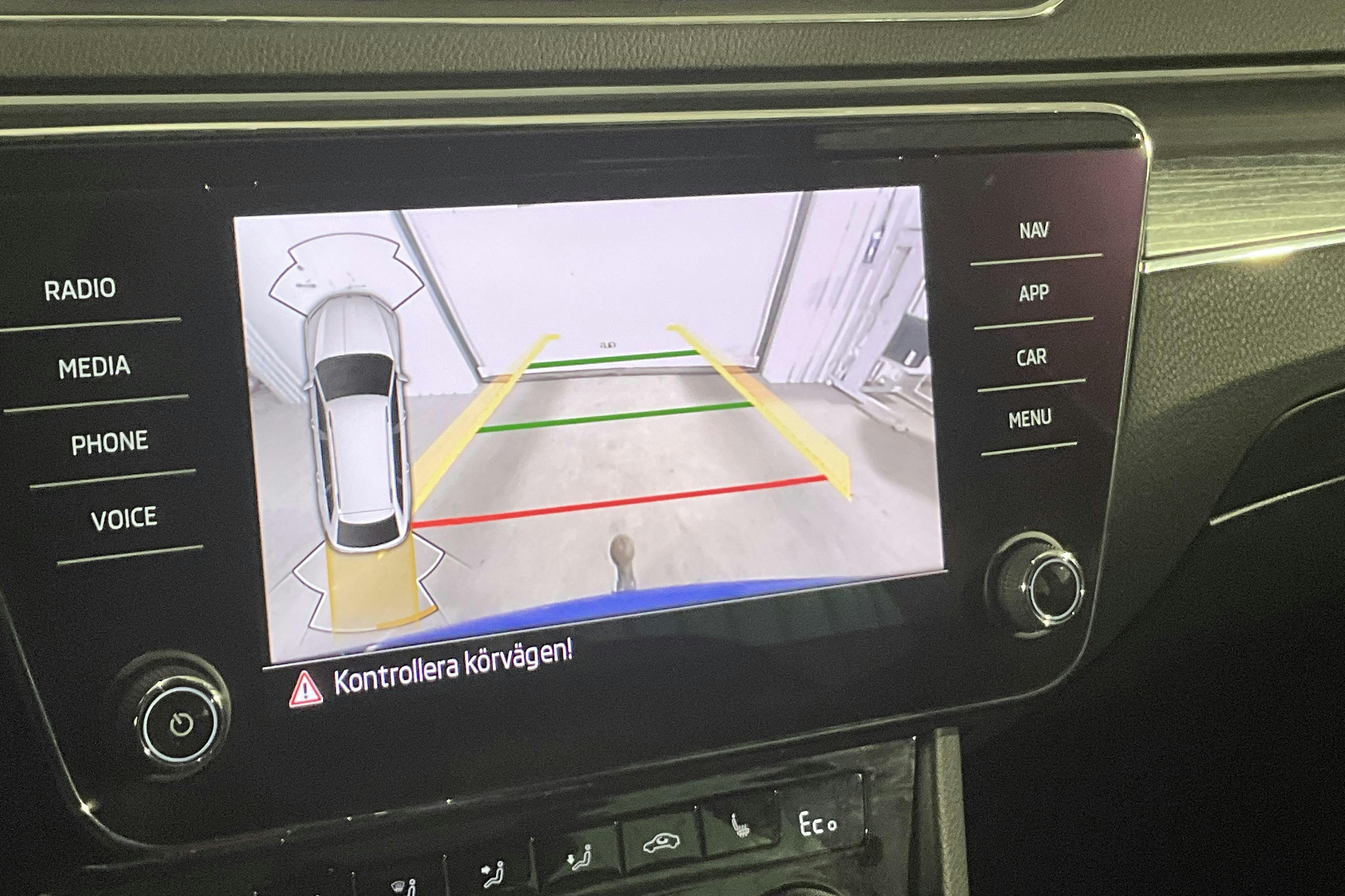 Skoda Superb 1.4 TSI PHEV Kombi (218hk) - 6 994 mil - Automat - blå - 2022