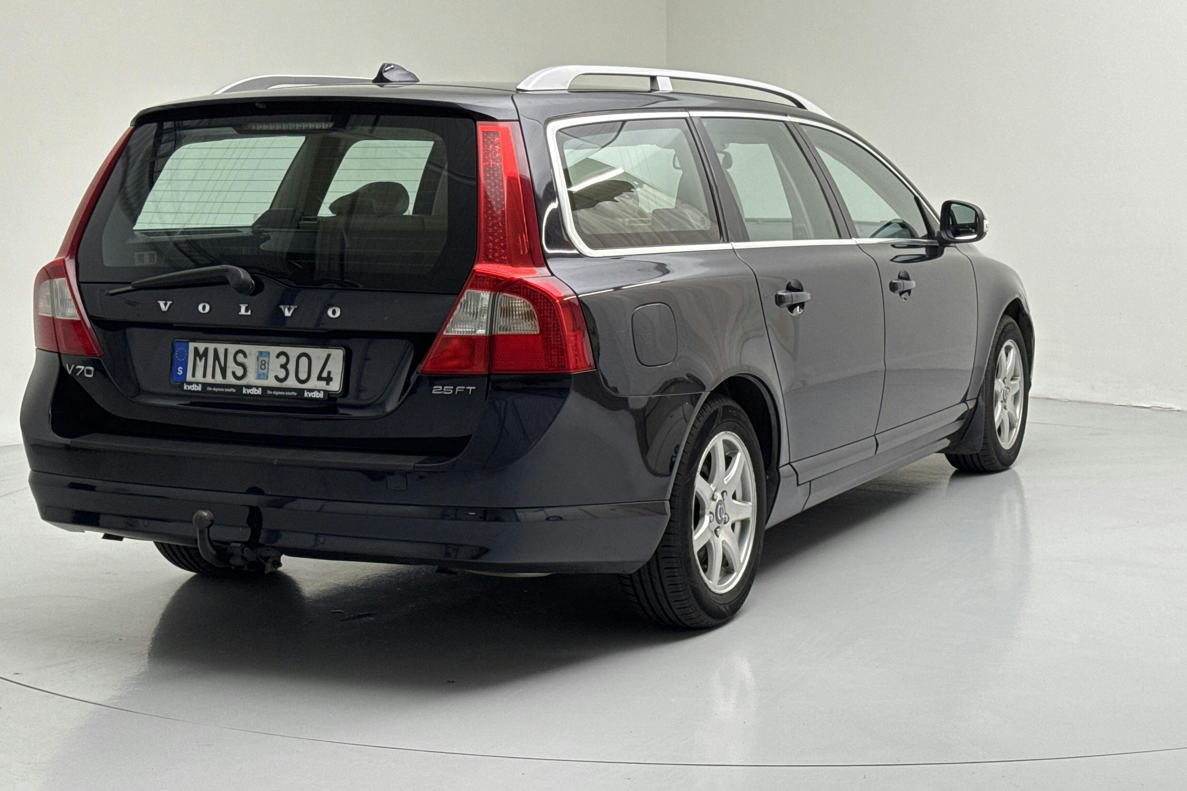Volvo V70 II 2.5FT (200hk) - 18 687 mil - Automat - Dark Blue - 2009