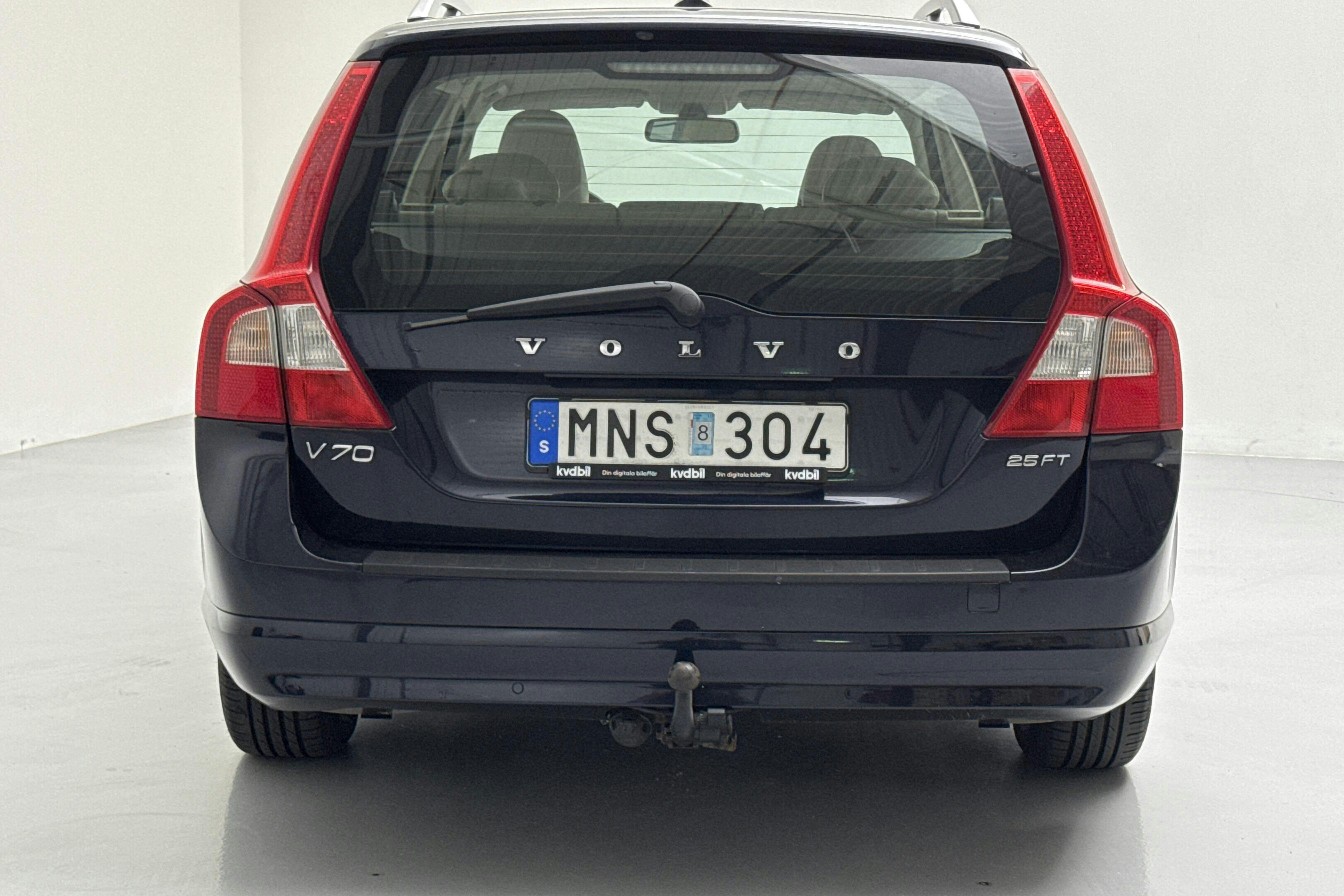 Volvo V70 II 2.5FT (200hk) - 18 687 mil - Automat - Dark Blue - 2009