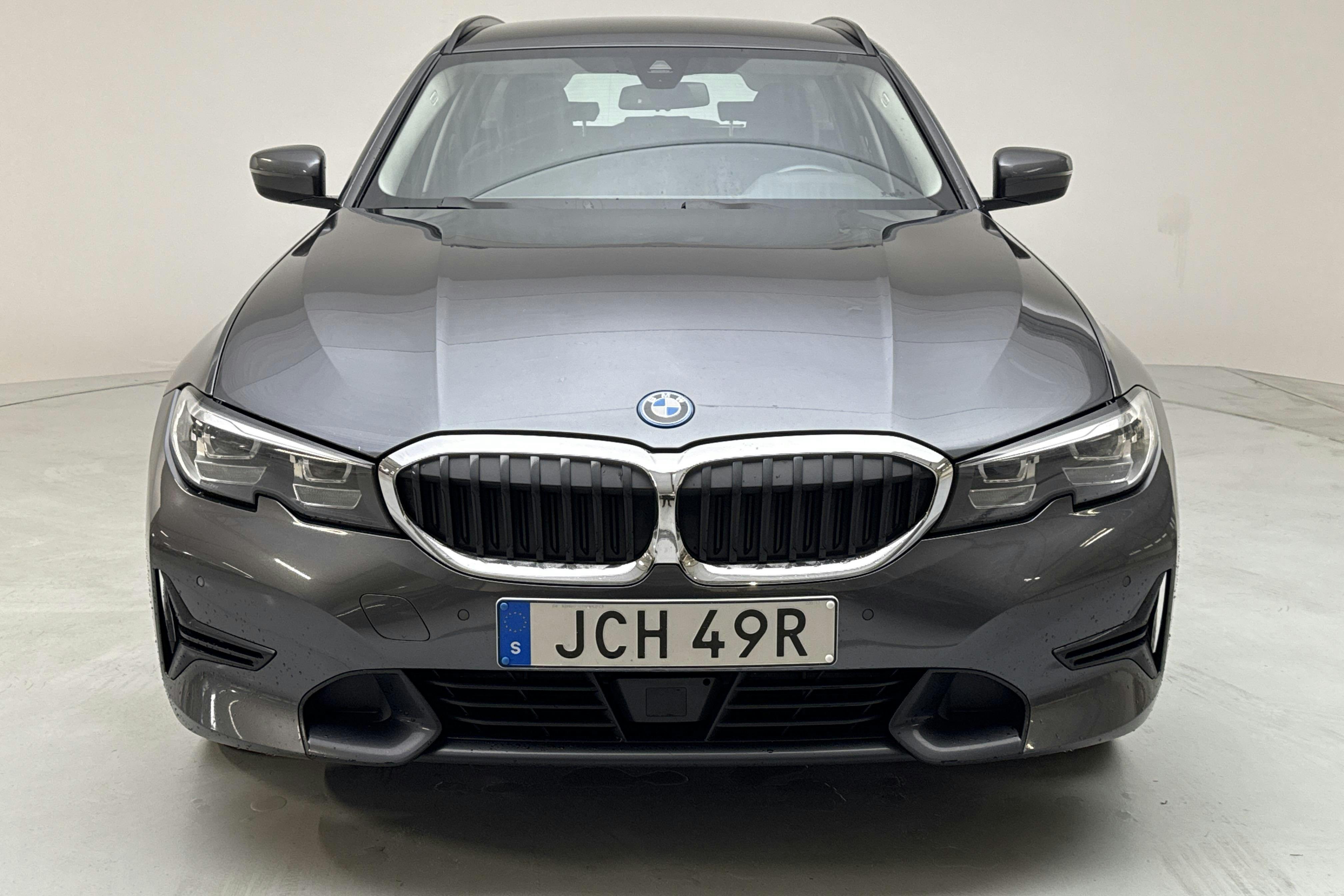 BMW 330e xDrive Touring, G21 (292hk) - 12 521 mil - Automat - grå - 2022