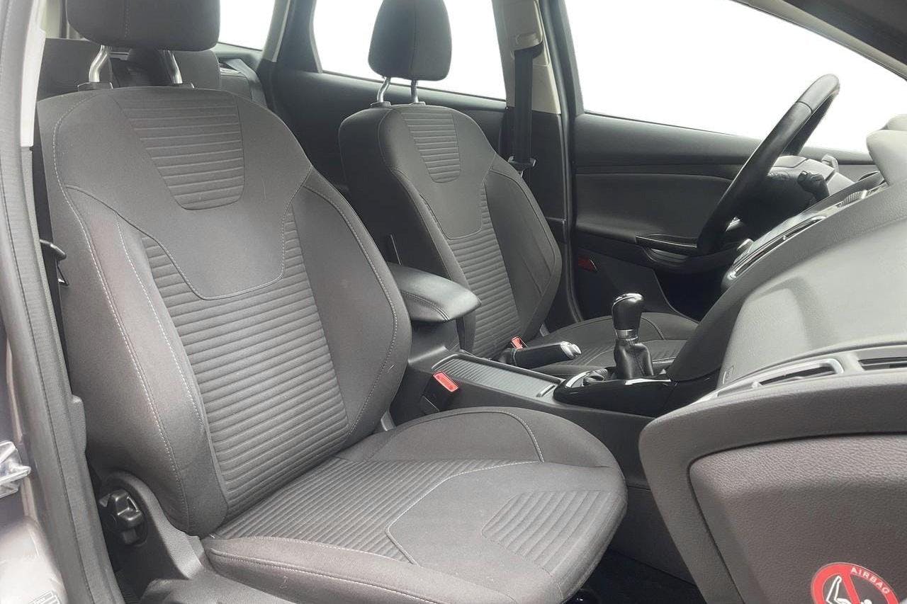Ford Focus 1.0 EcoBoost Kombi (100hk) - 6 608 mil - Manuell - brun - 2015