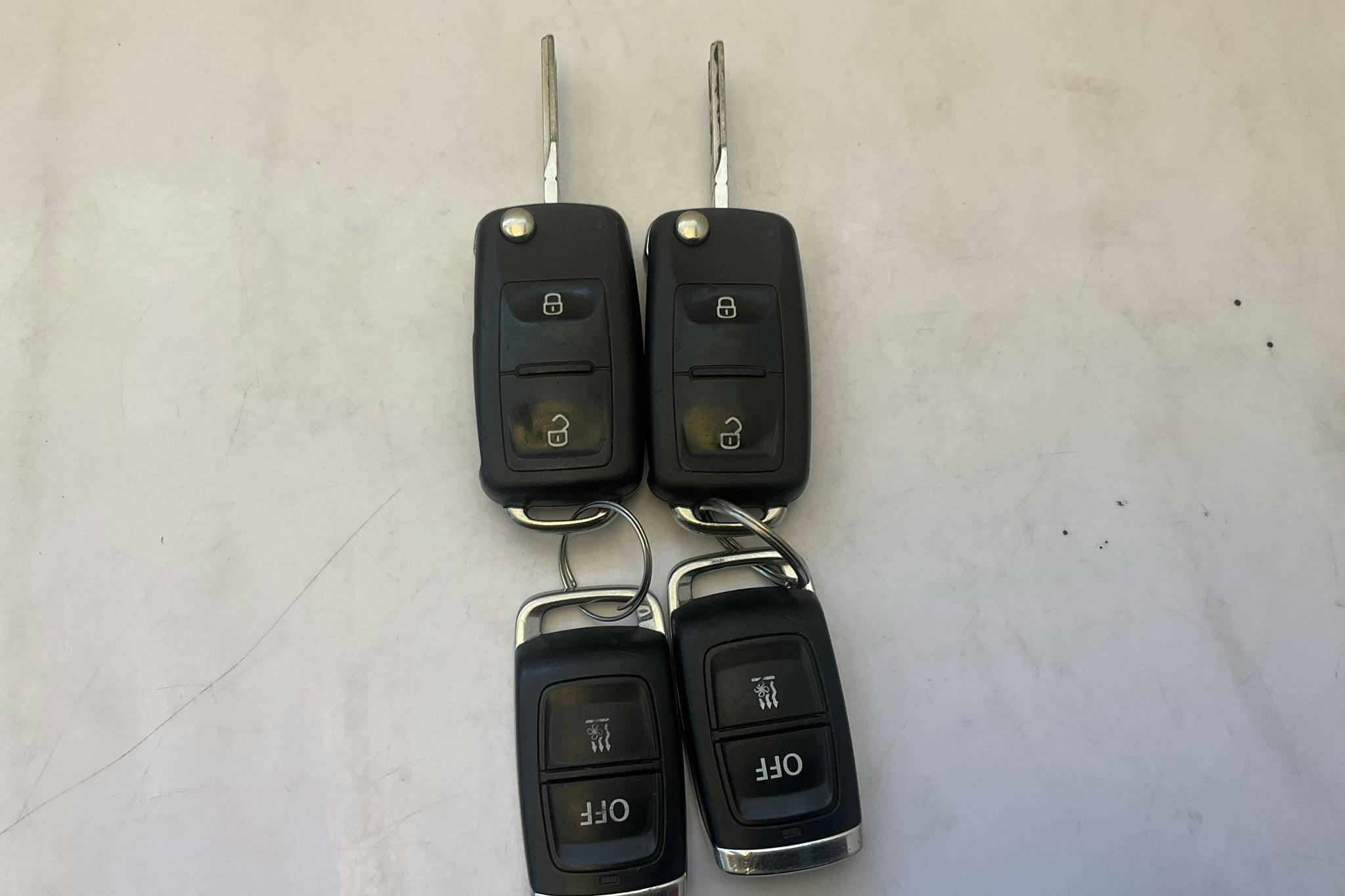 VW Transporter T6 2.0 TDI BMT Skåp 4MOTION (150hk) - 16 118 mil - Manuell - vit - 2019
