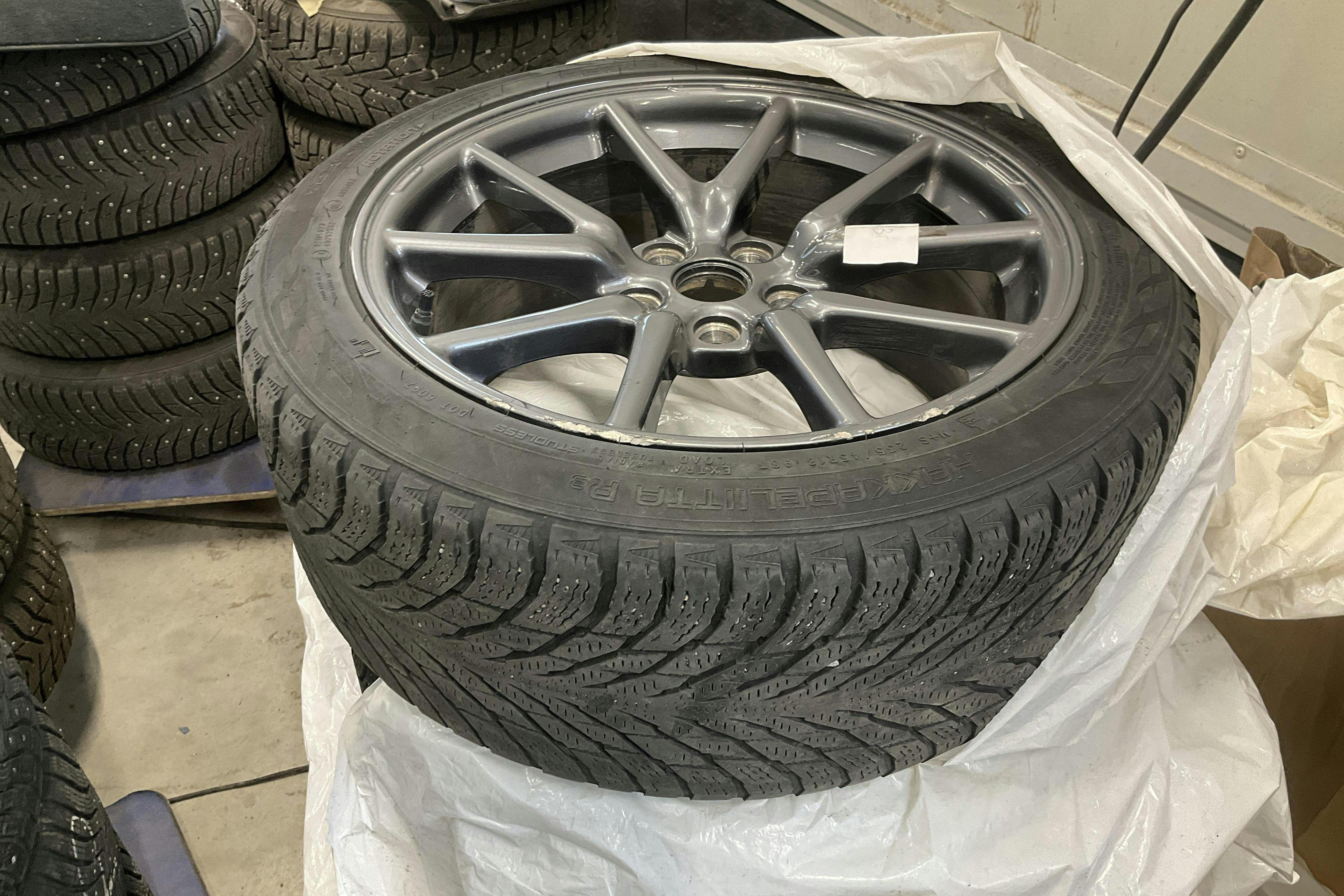 Tesla Model 3 Standard Range RWD - 13 449 mil - Automat - blå - 2021