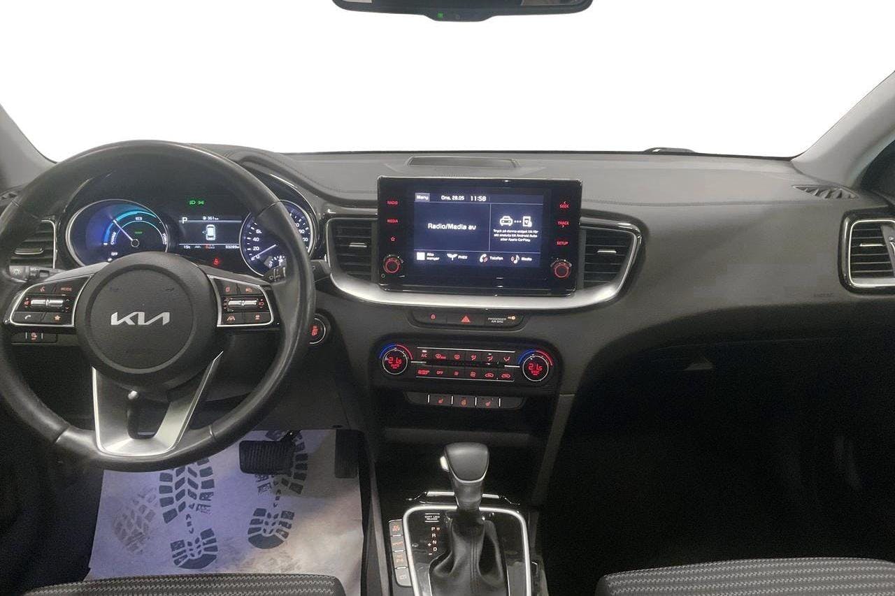 KIA Ceed 1.6 Plug-in Hybrid SW (141hk) - 3 328 mil - Automat - vit - 2022