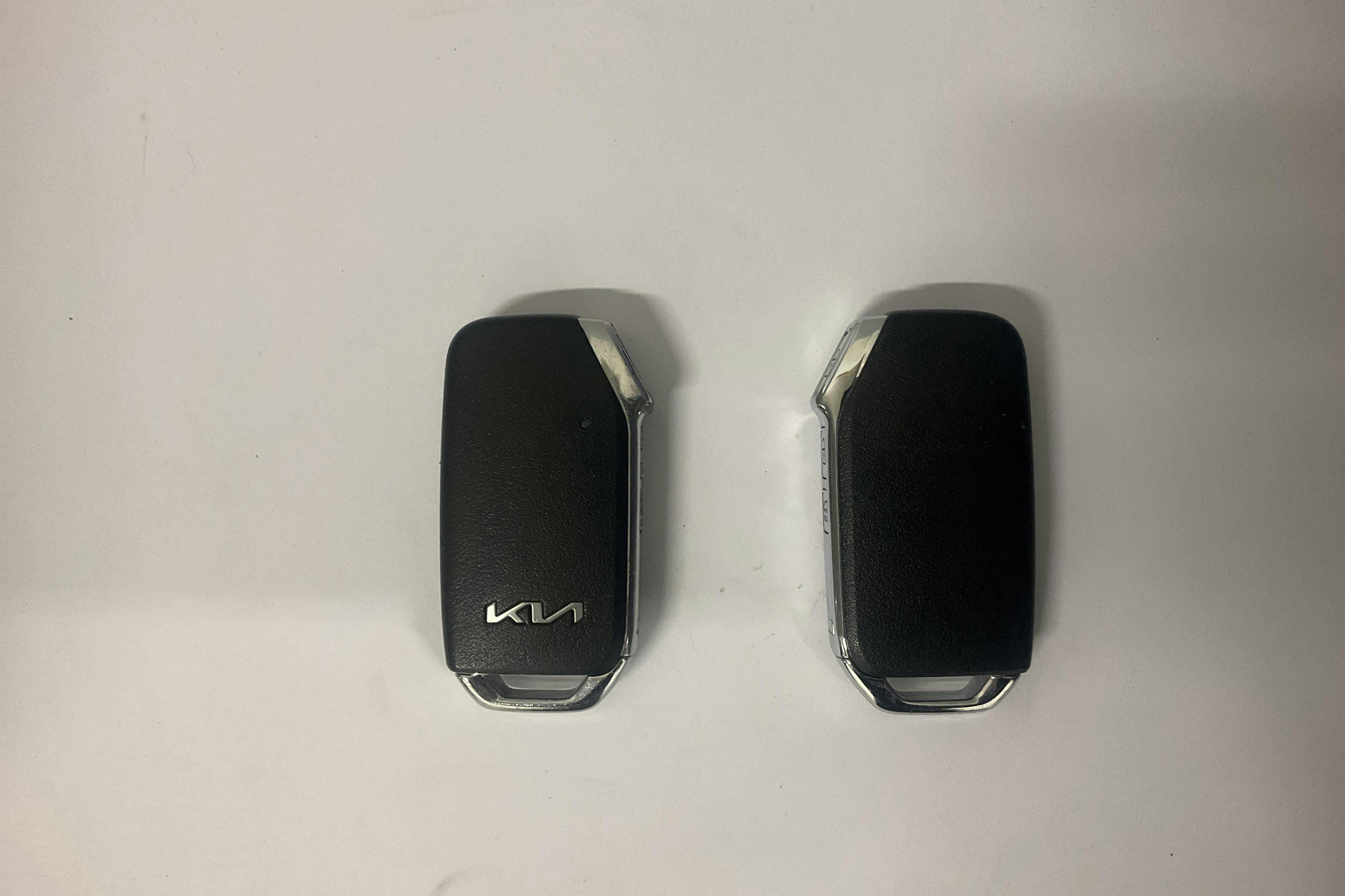 KIA Ceed 1.6 Plug-in Hybrid SW (141hk) - 3 194 mil - Automat - vit - 2022