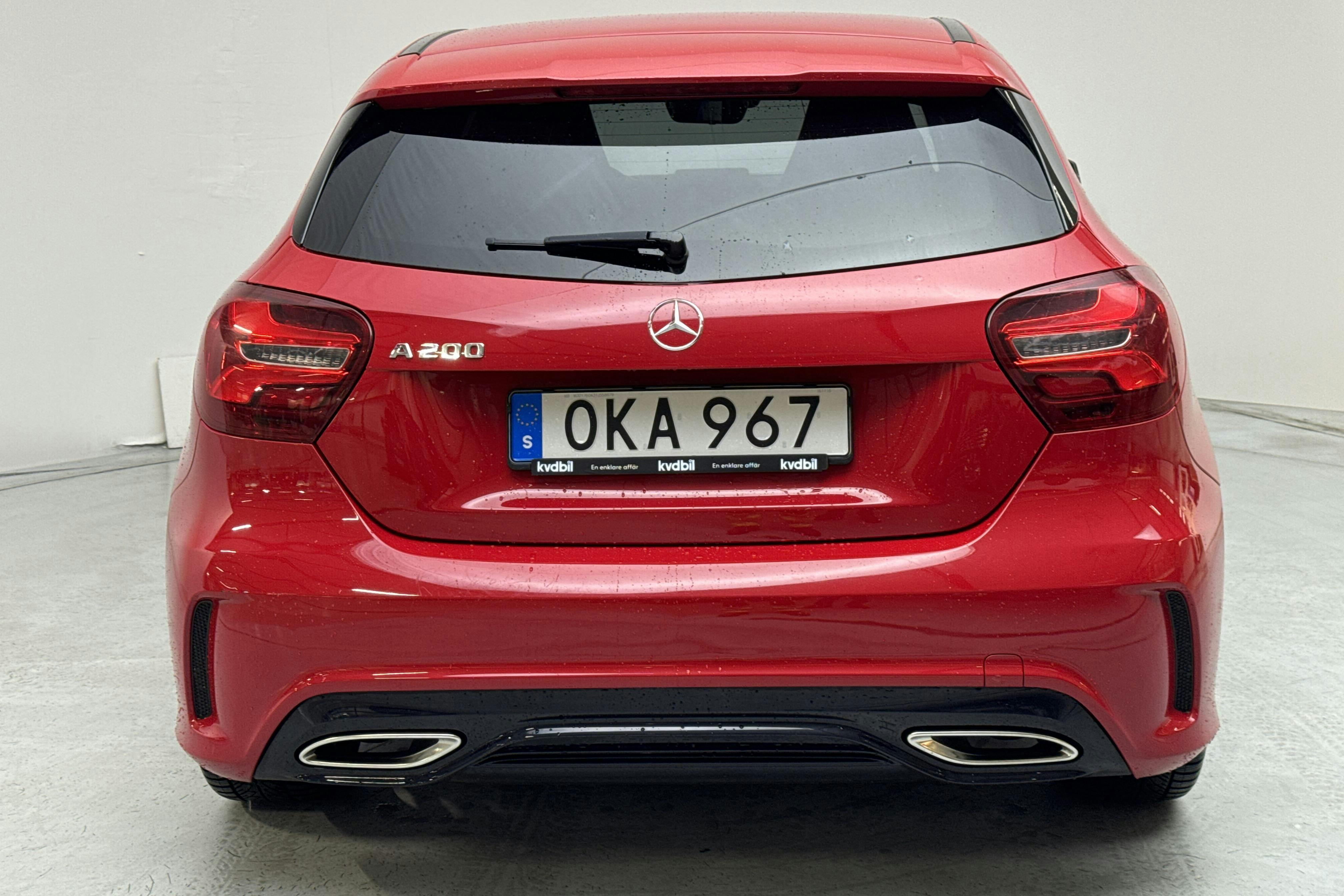 Mercedes A 200 5dr W176 (156hk) - 3 748 mil - Manuell - röd - 2017