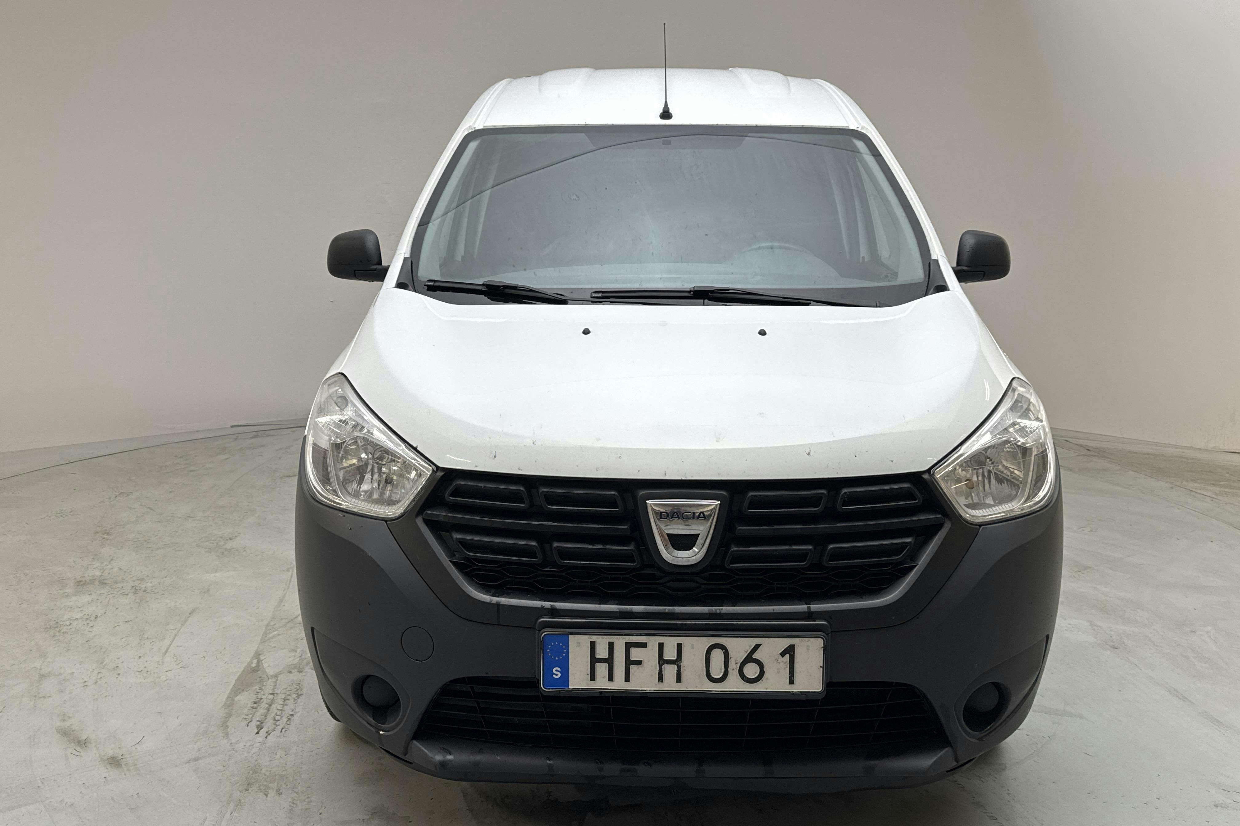 Dacia Dokker Van 1.6 SCe (100hk) - 16 712 mil - Manuell - vit - 2018