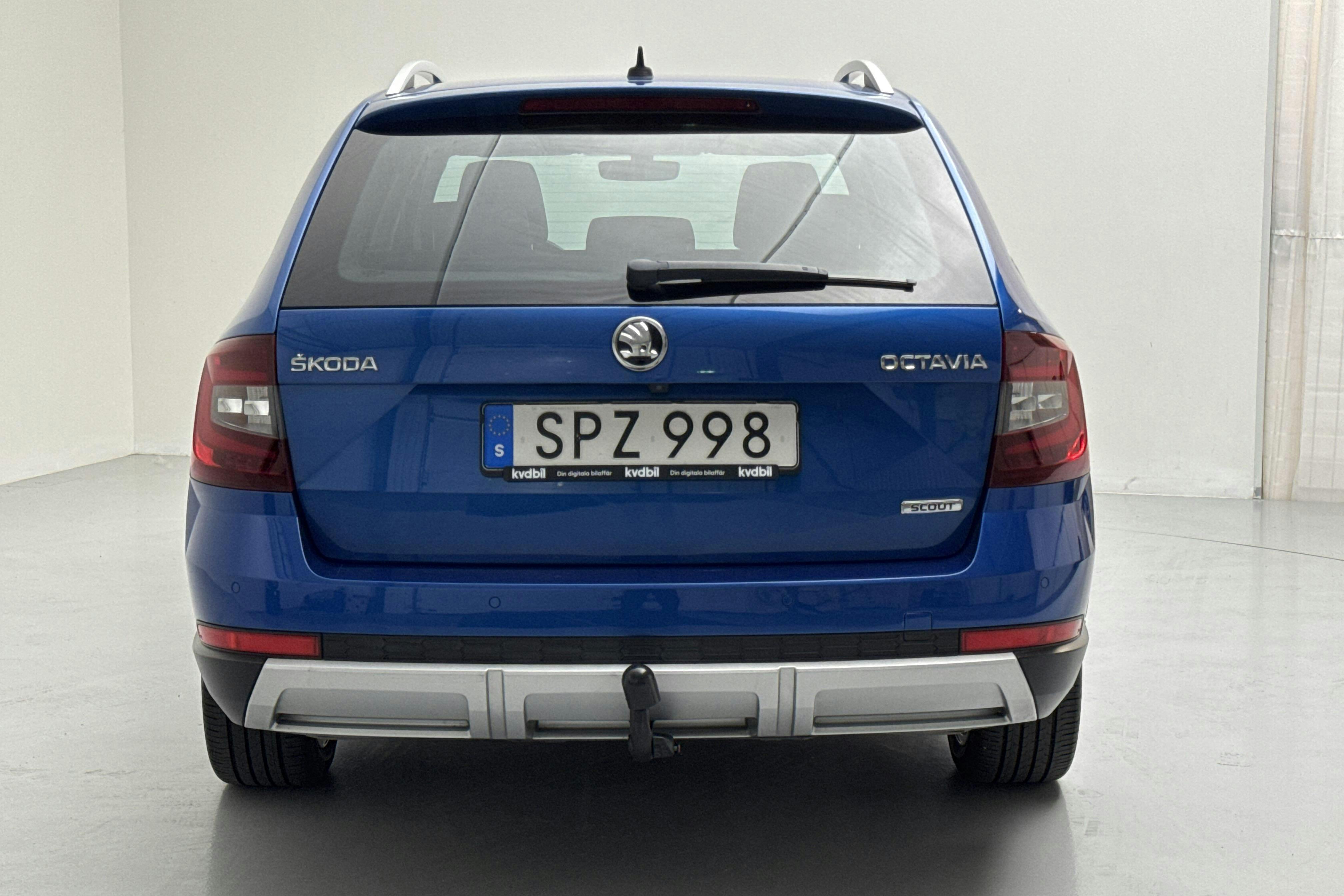 Skoda Octavia III 1.8 TSI Combi 4x4 (180hk) - 12 916 mil - Automat - blå - 2018