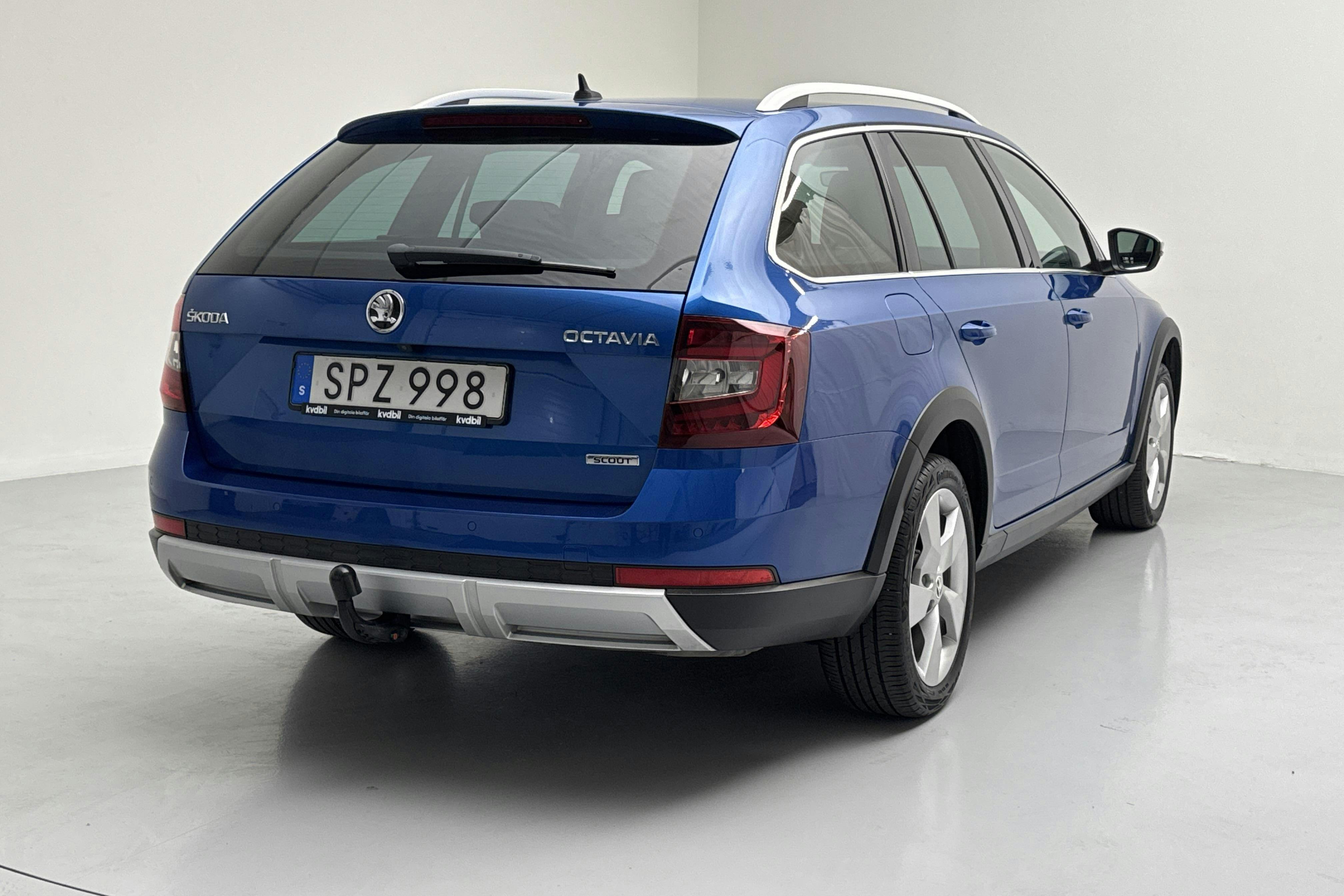 Skoda Octavia III 1.8 TSI Combi 4x4 (180hk) - 12 916 mil - Automat - blå - 2018