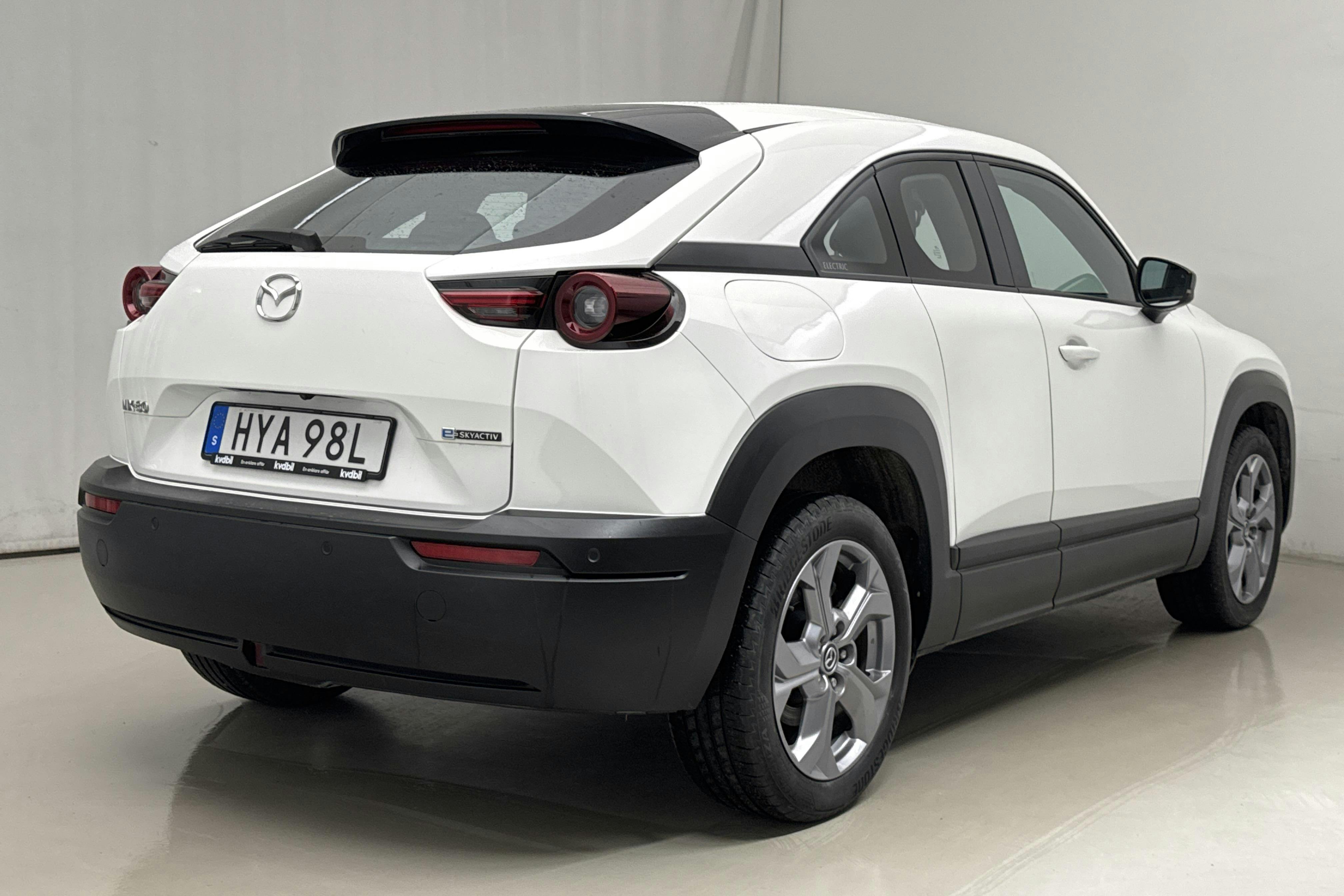 Mazda MX-30 e-Skyactiv (145hk) - 43 620 km - Automaatne - valge - 2022