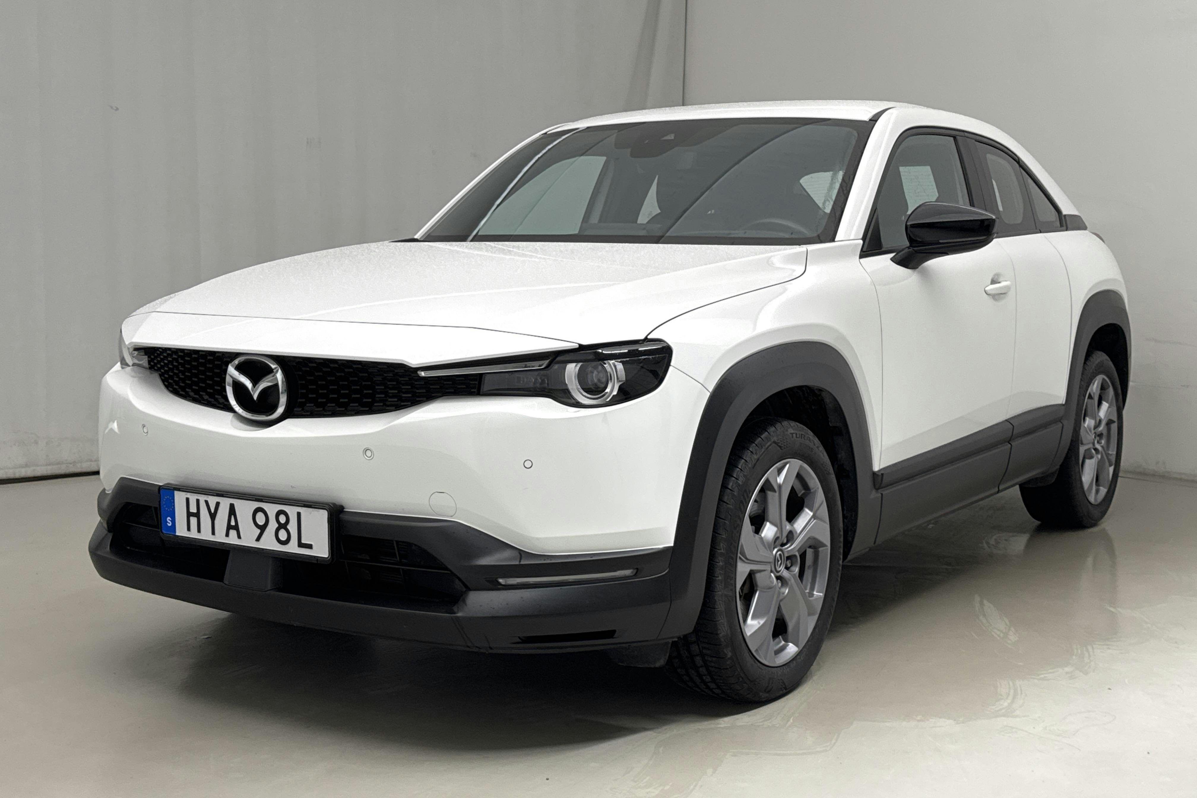 Mazda MX-30 e-Skyactiv (145hk) - 4 362 mil - Automat - vit - 2022
