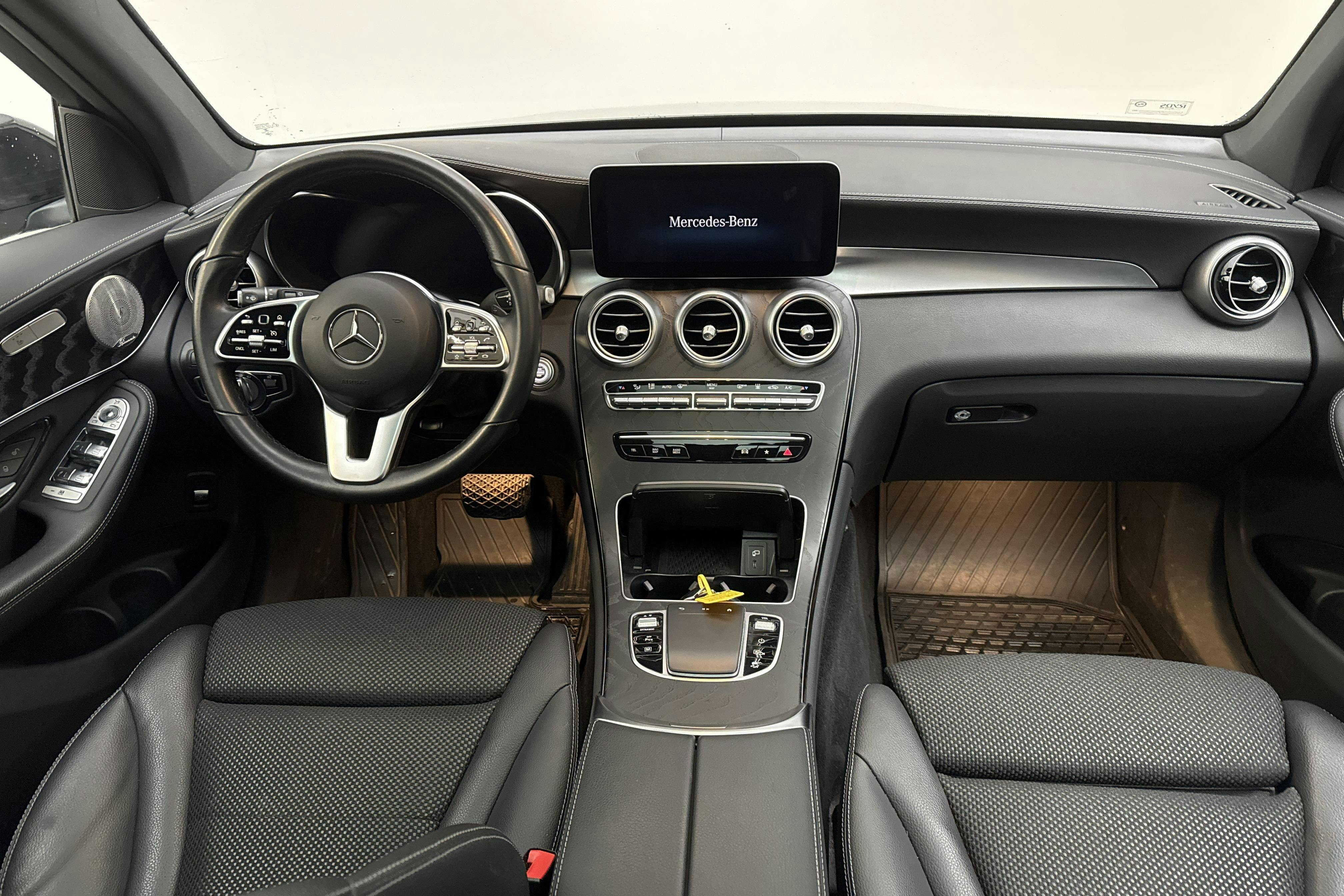 Mercedes GLC 300 de 4MATIC X253 (316hk) - 7 665 mil - Automat - svart - 2021