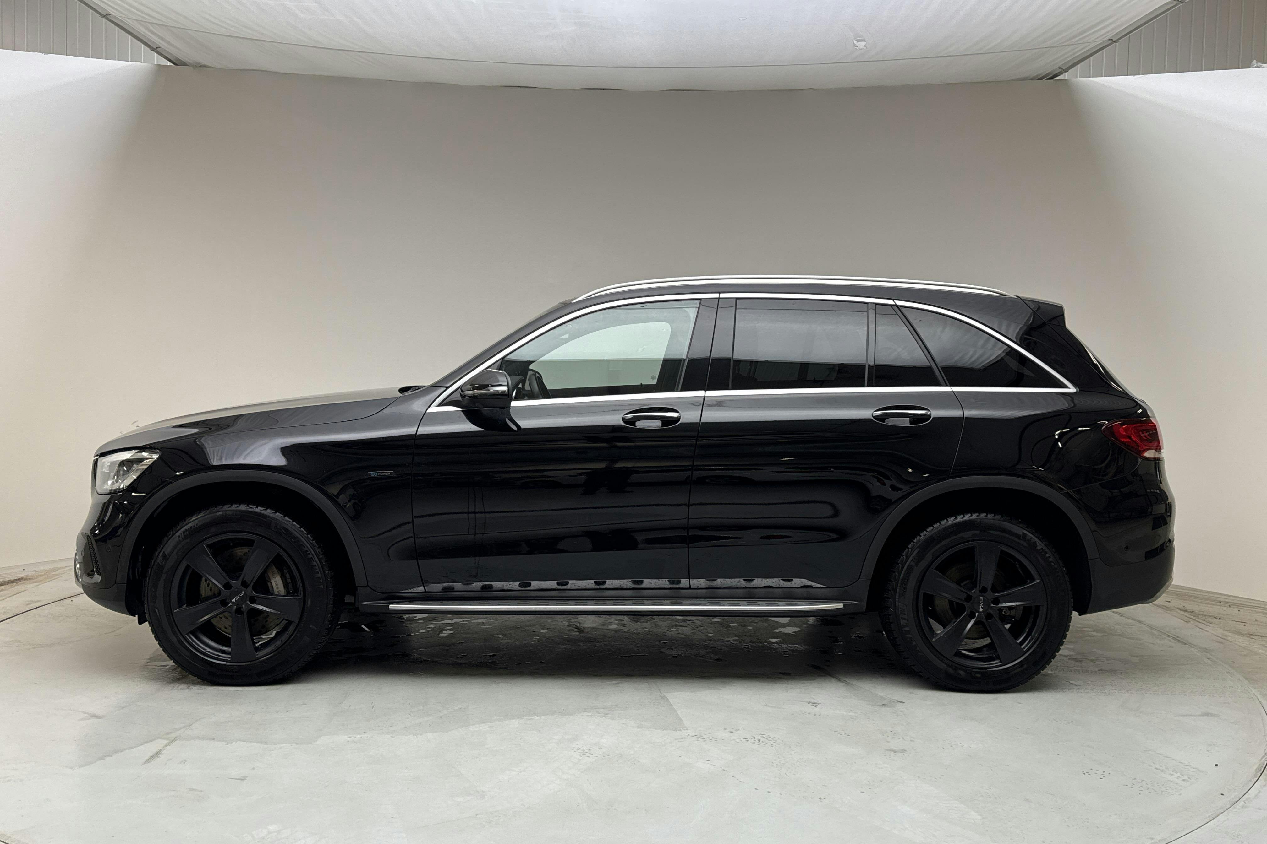 Mercedes GLC 300 de 4MATIC X253 (316hk) - 7 665 mil - Automat - svart - 2021