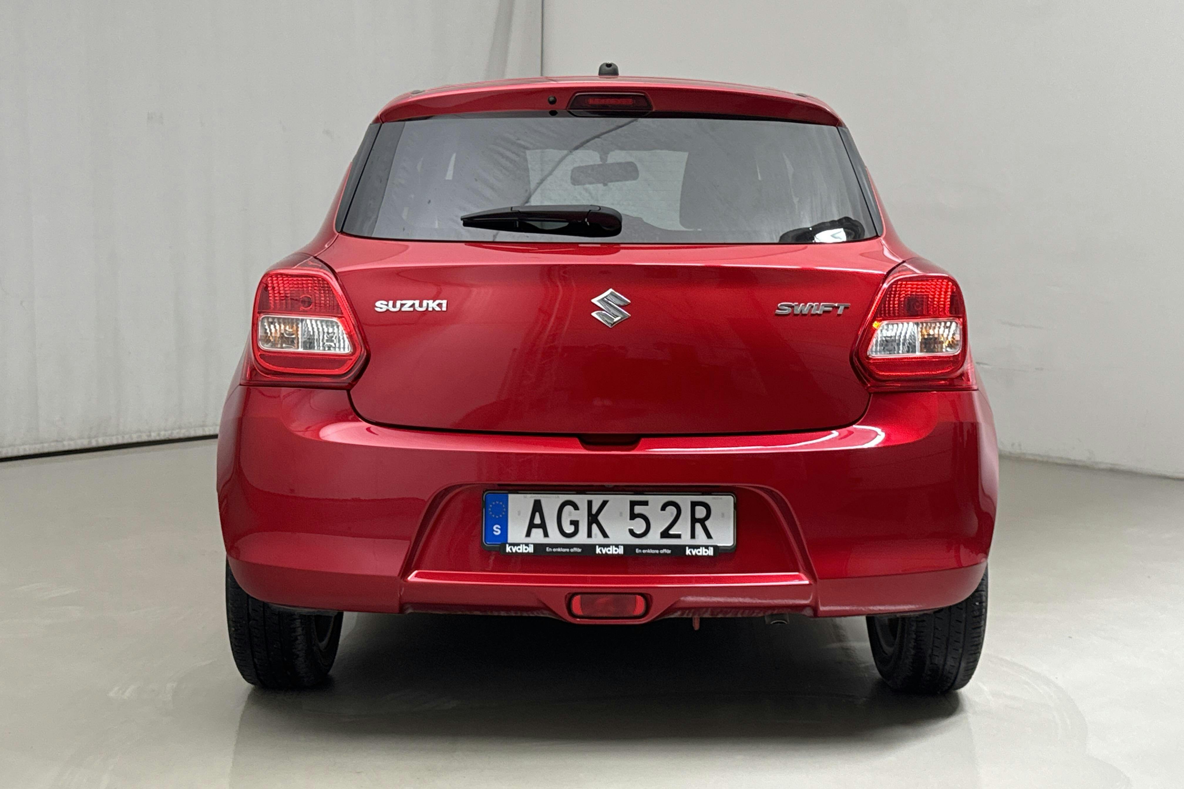 Suzuki Swift 1.2 5dr (90hk) - 3 597 mil - Manuell - röd - 2019