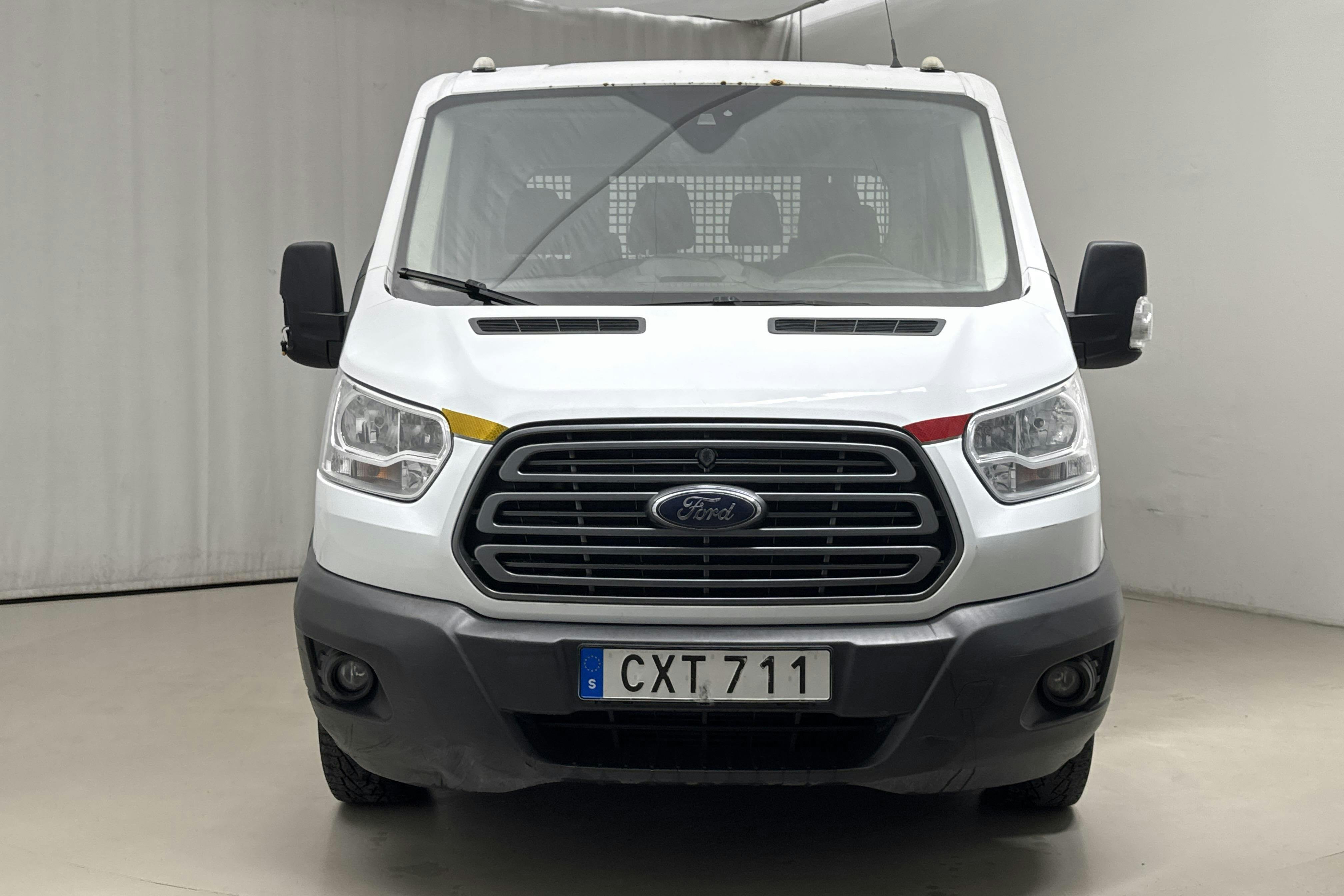 Ford Transit Chassi 310 2.2 TDCi 2WD (125hk) - 257 800 km - Käsitsi - valge - 2015