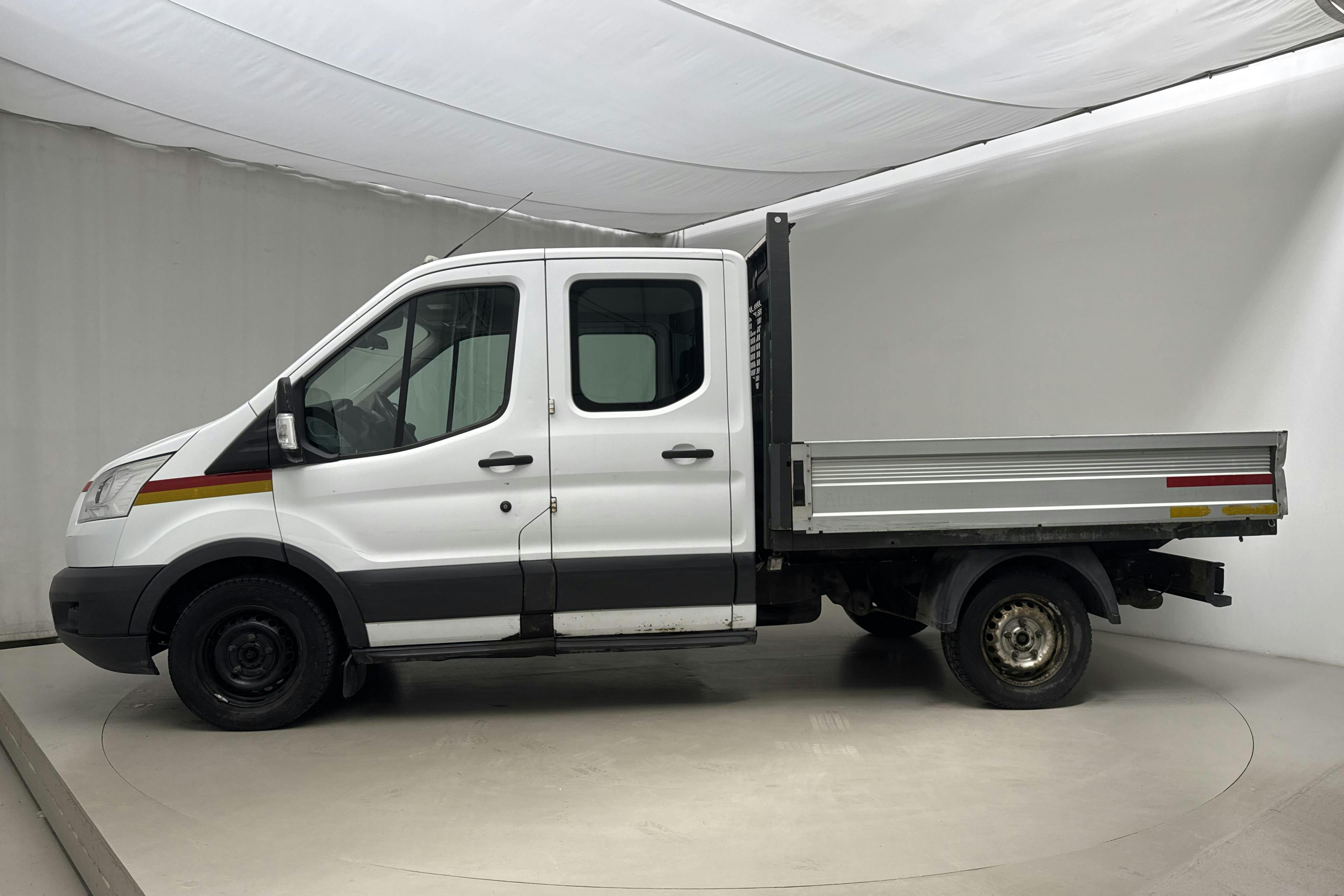 Esitlusfoto 2 aadressil 12: Ford Transit Chassi 310 2.2 TDCi 2WD (125hk) - 257 800 km - Käsitsi - valge - 2015