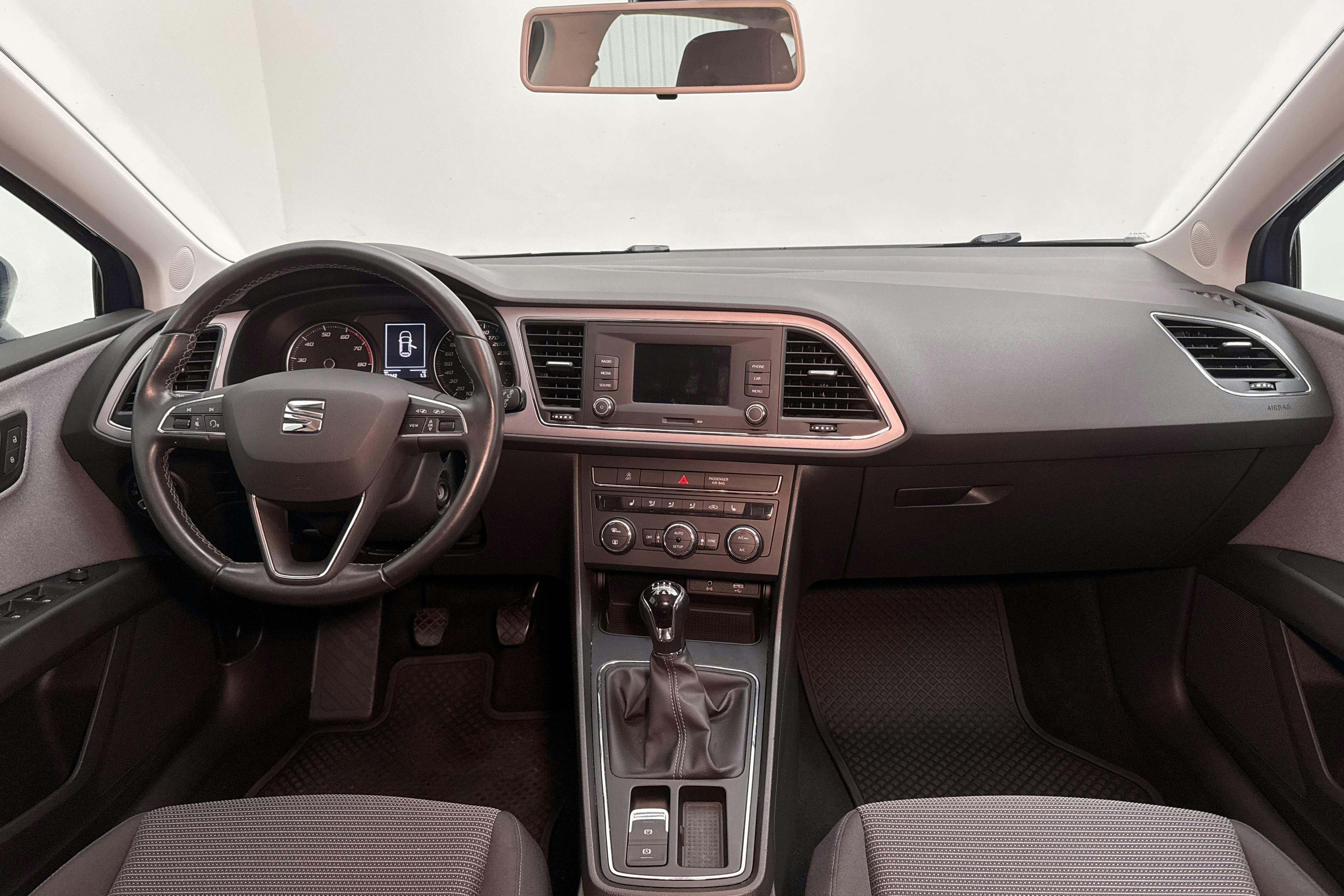 Seat Leon 1.0 TSI ST (115hk) - 8 334 mil - Manuell - blå - 2019