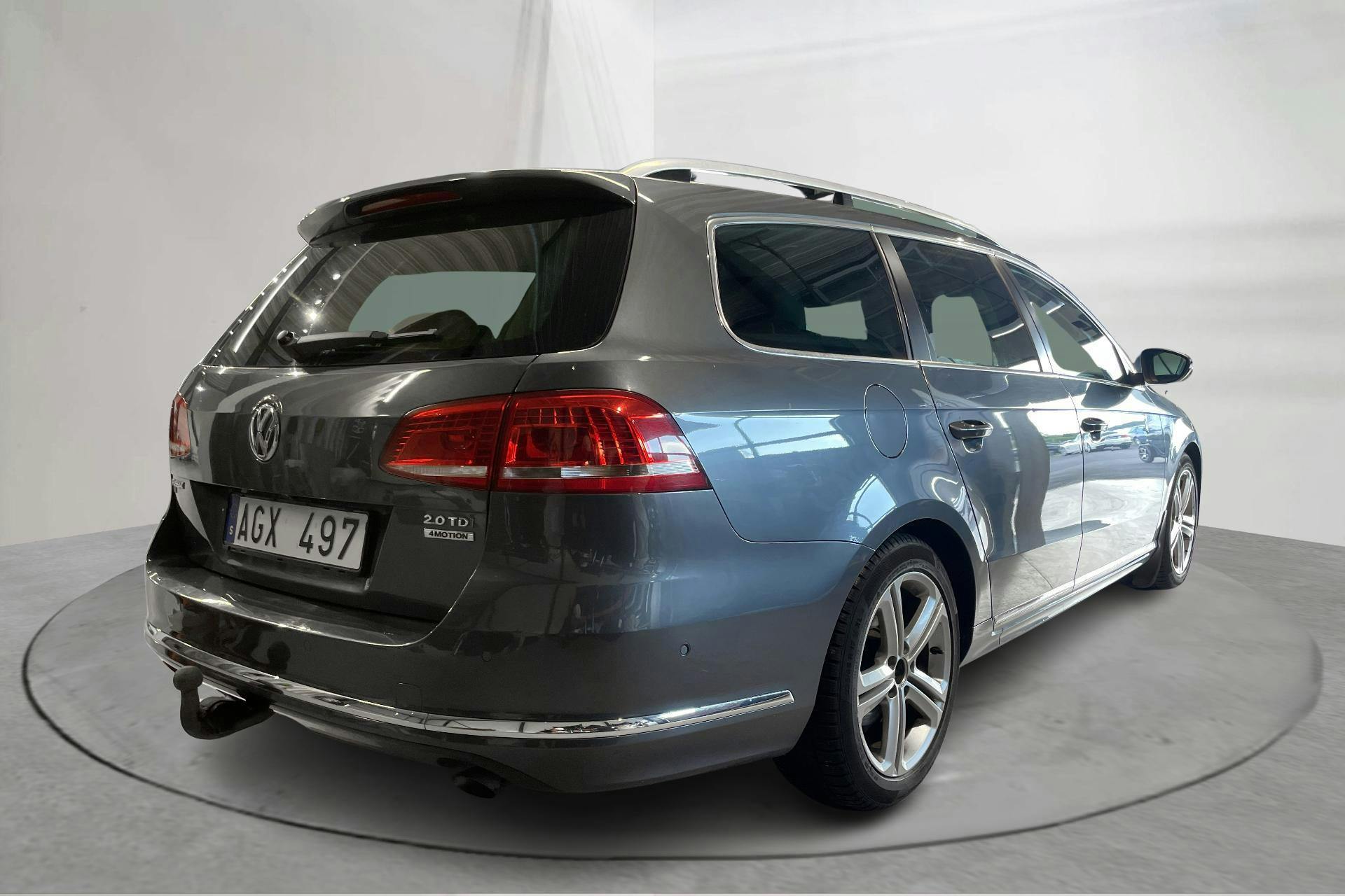 VW Passat 2.0 TDI BlueMotion Technology Variant 4Motion (170hk) - 16 955 mil - Automat - Light Grey - 2013