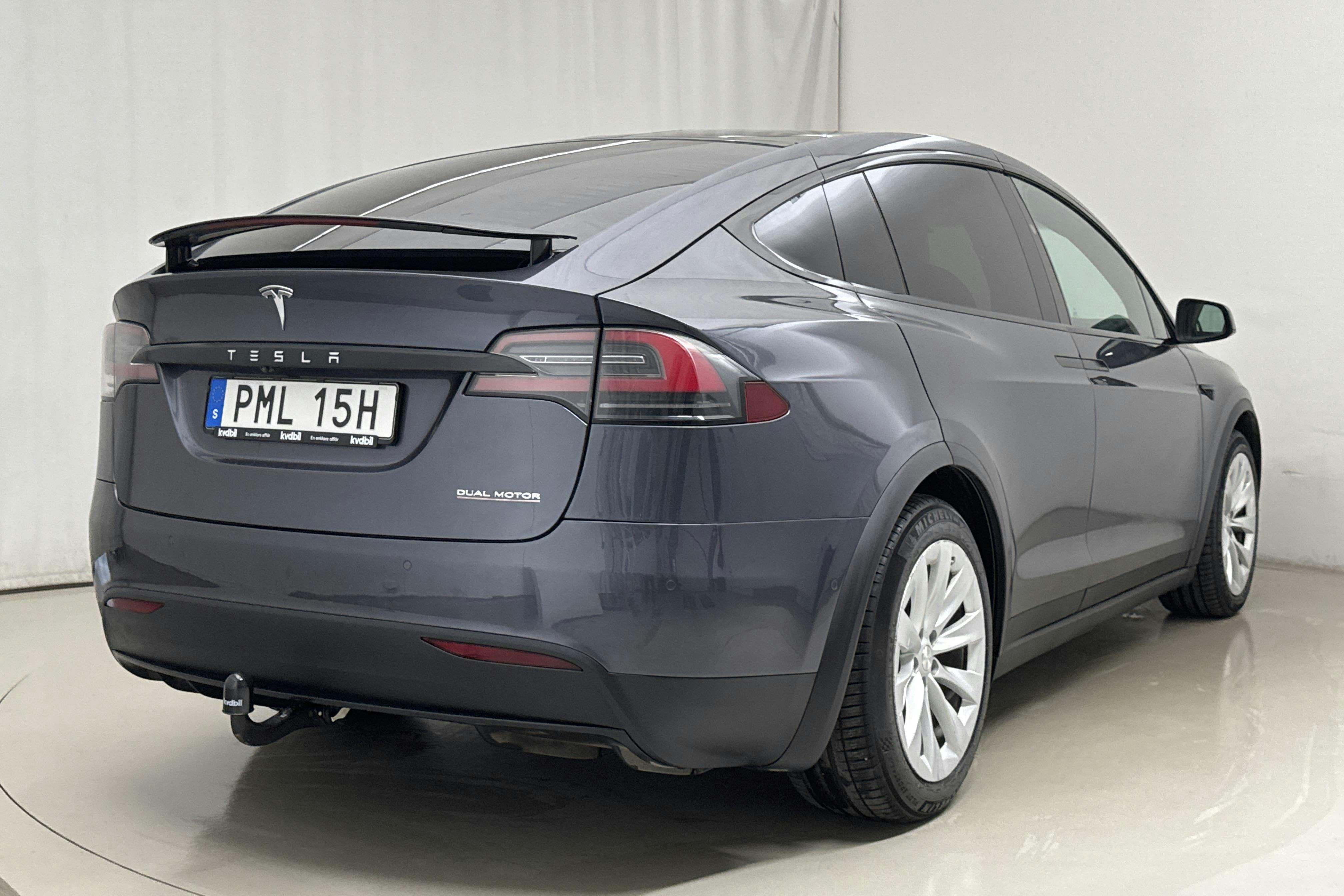 Tesla Model X Dual Motor Performance AWD - 9 837 mil - Automat - grå - 2020