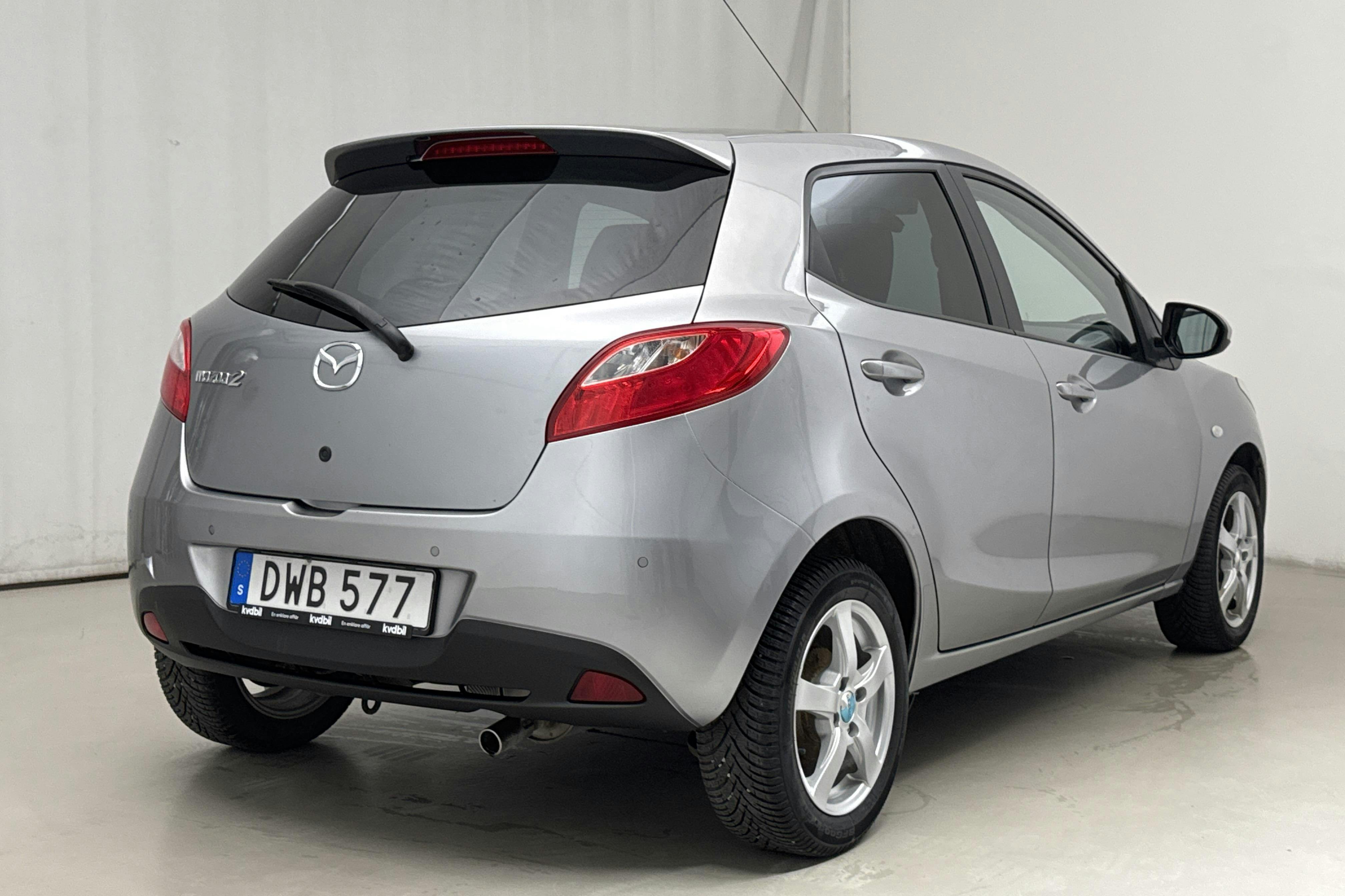 Mazda 2 1.3 5dr (84hk) - 144 480 km - Manual - gray - 2015