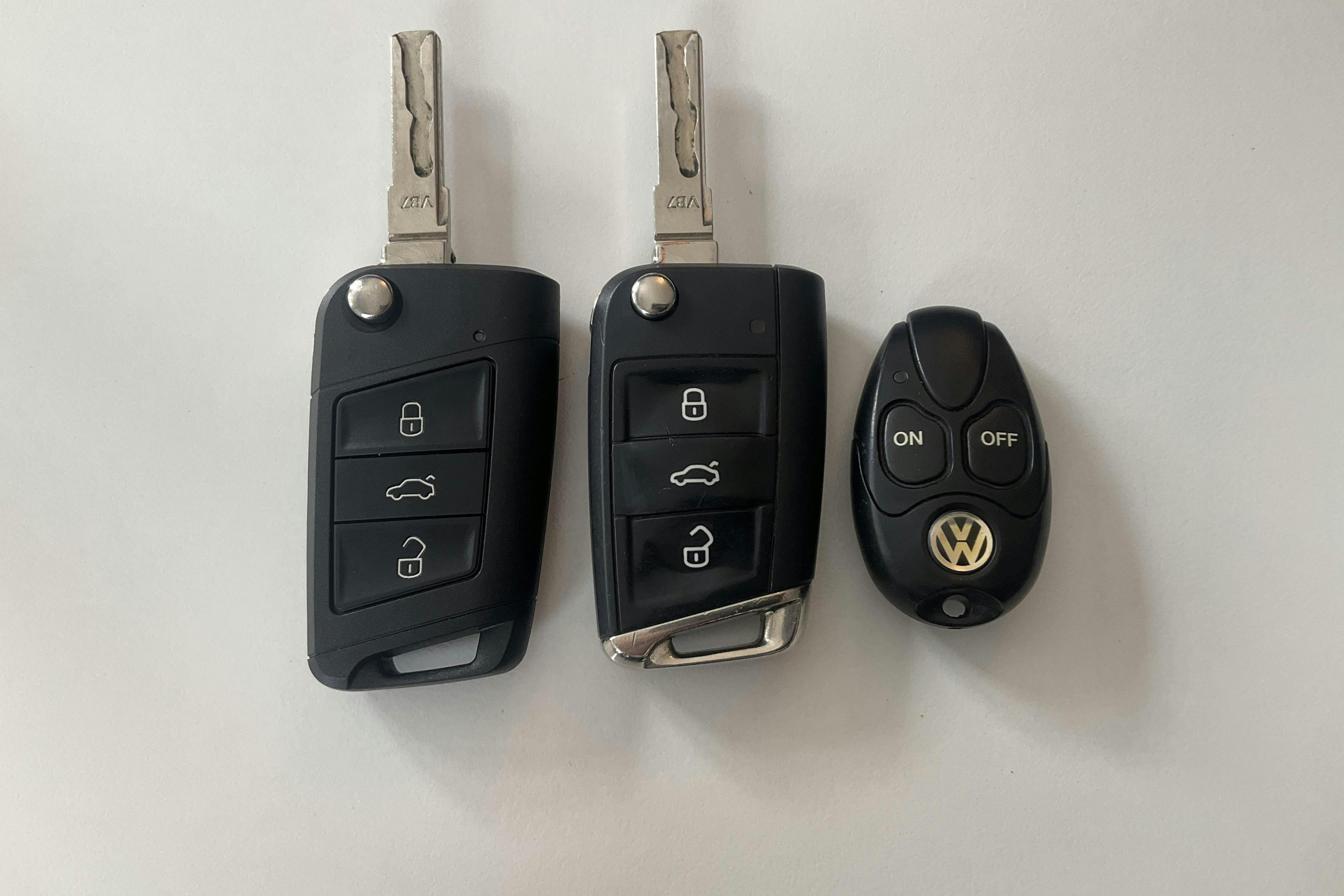 VW Golf VII 1.4 TSI Sportscombi (140hk) - 18 945 mil - Automat - blå - 2015