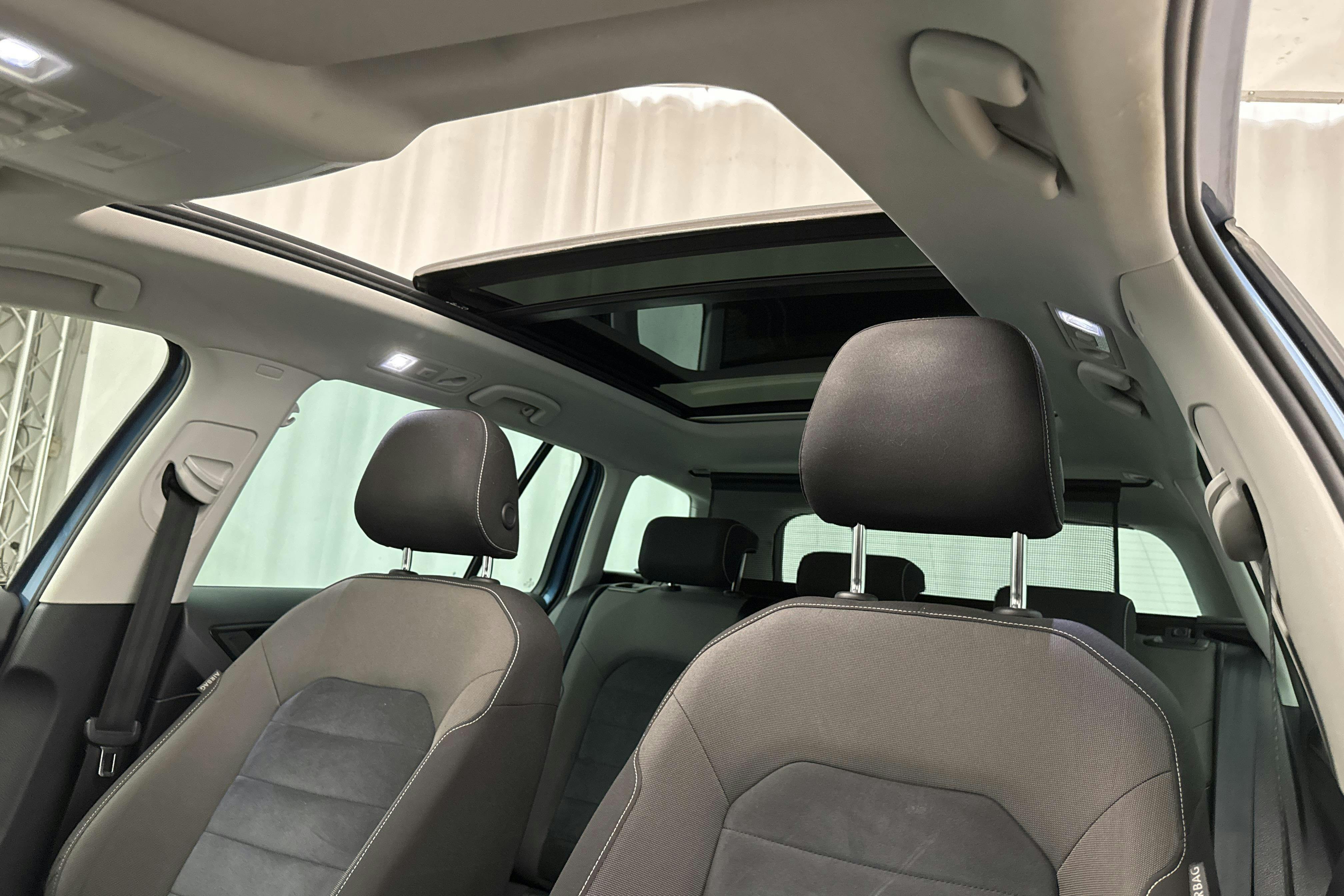 VW Golf VII 1.4 TSI Sportscombi (140hk) - 18 945 mil - Automat - blå - 2015