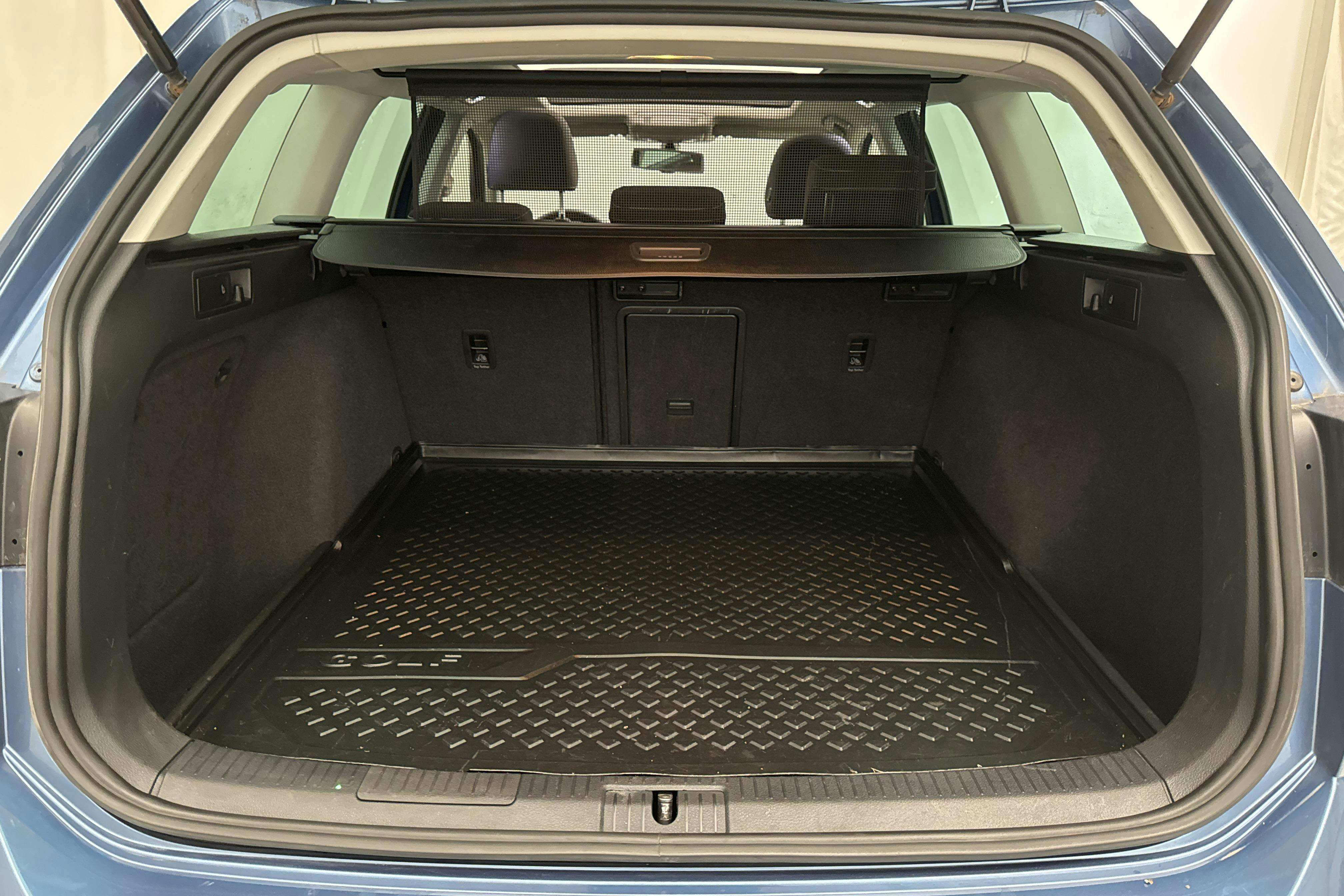 VW Golf VII 1.4 TSI Sportscombi (140hk) - 18 945 mil - Automat - blå - 2015