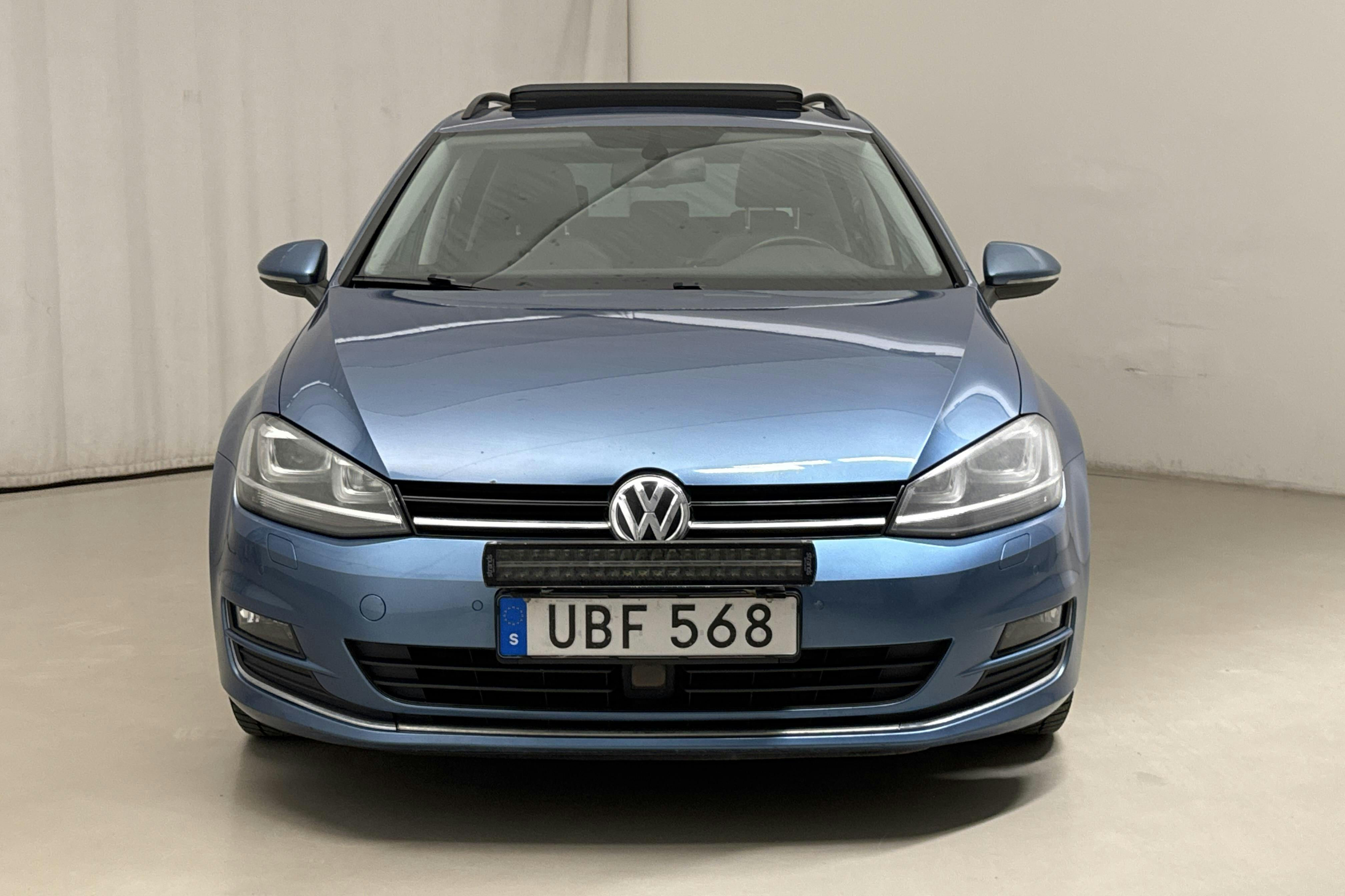 VW Golf VII 1.4 TSI Sportscombi (140hk) - 18 945 mil - Automat - blå - 2015