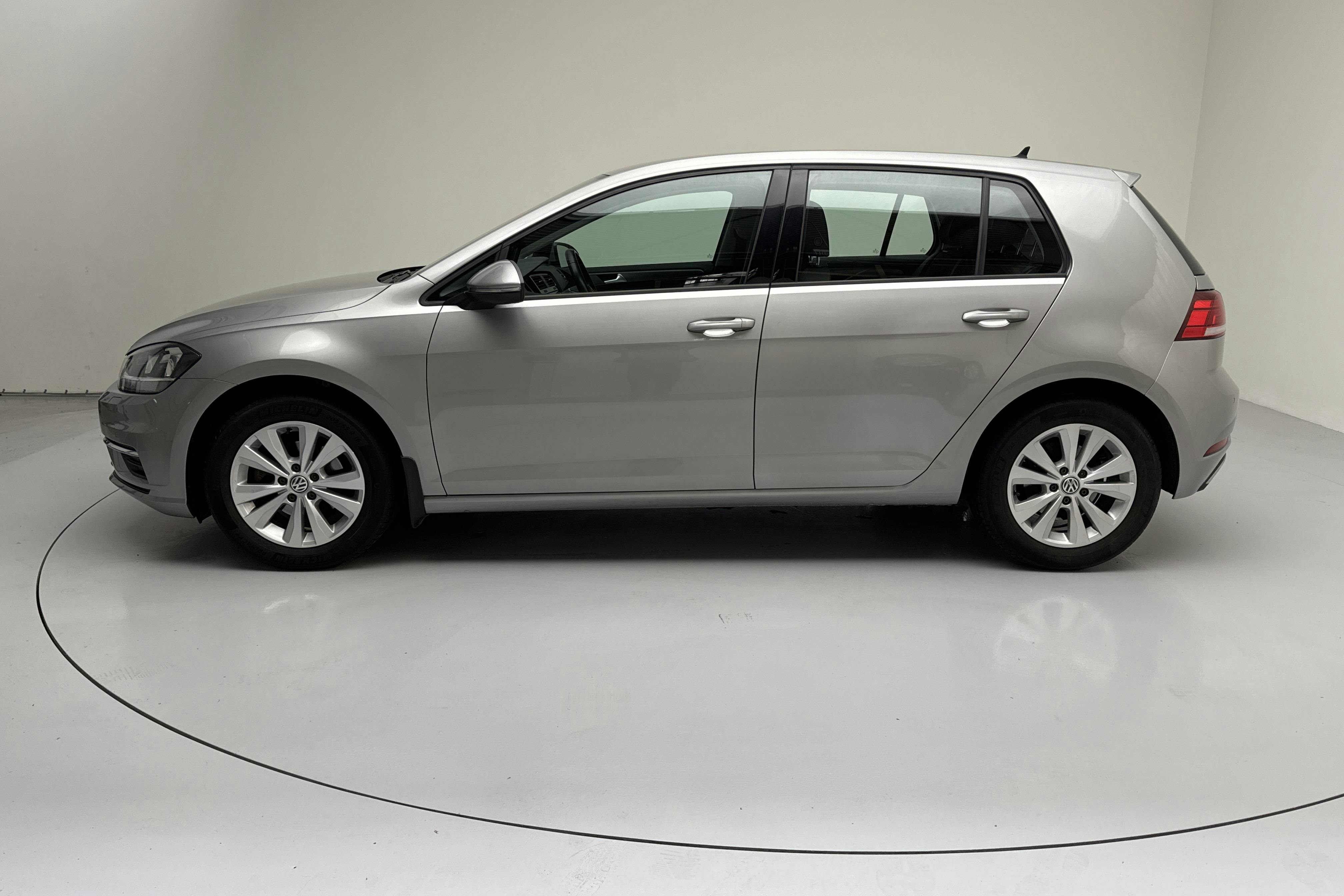 VW Golf VII 1.0 TSI 5dr (115hk) - 50 600 km - Manual - silver - 2019