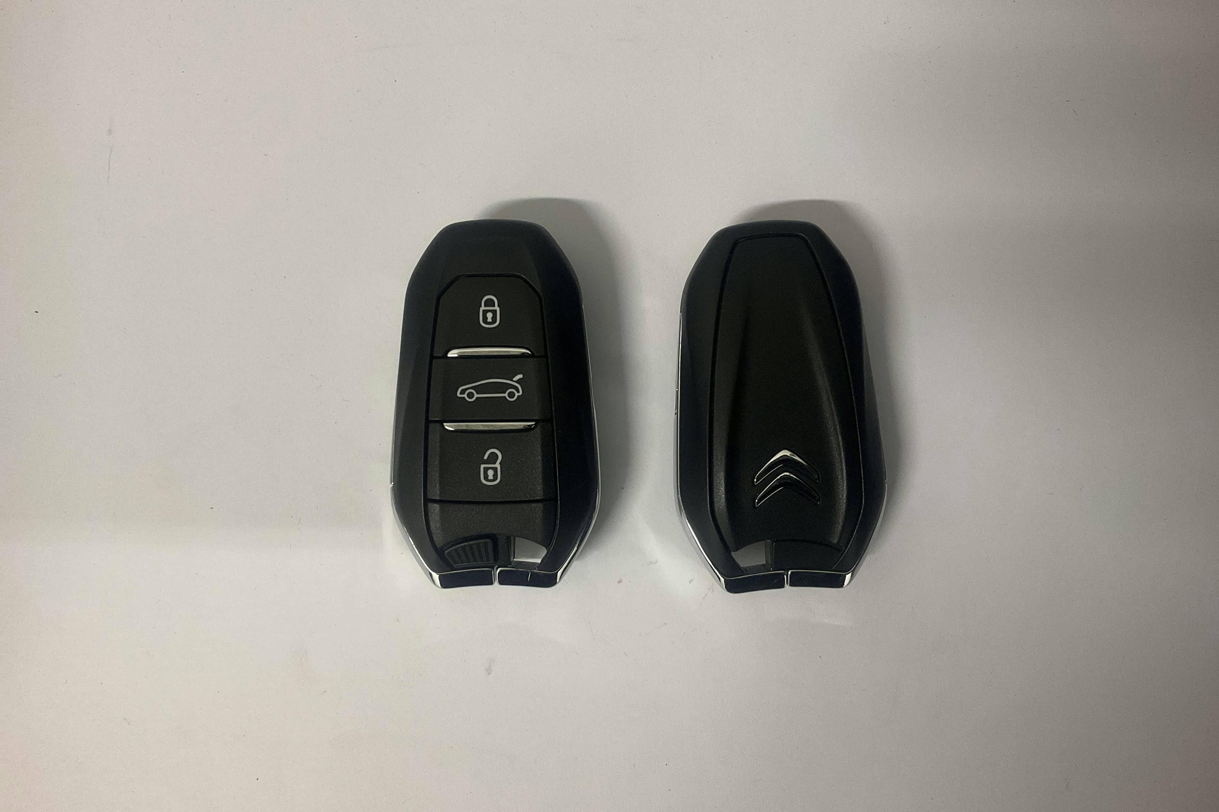 Citroën C4 Spacetourer Puretech (130hk) - 3 717 mil - Manuell - silver - 2018