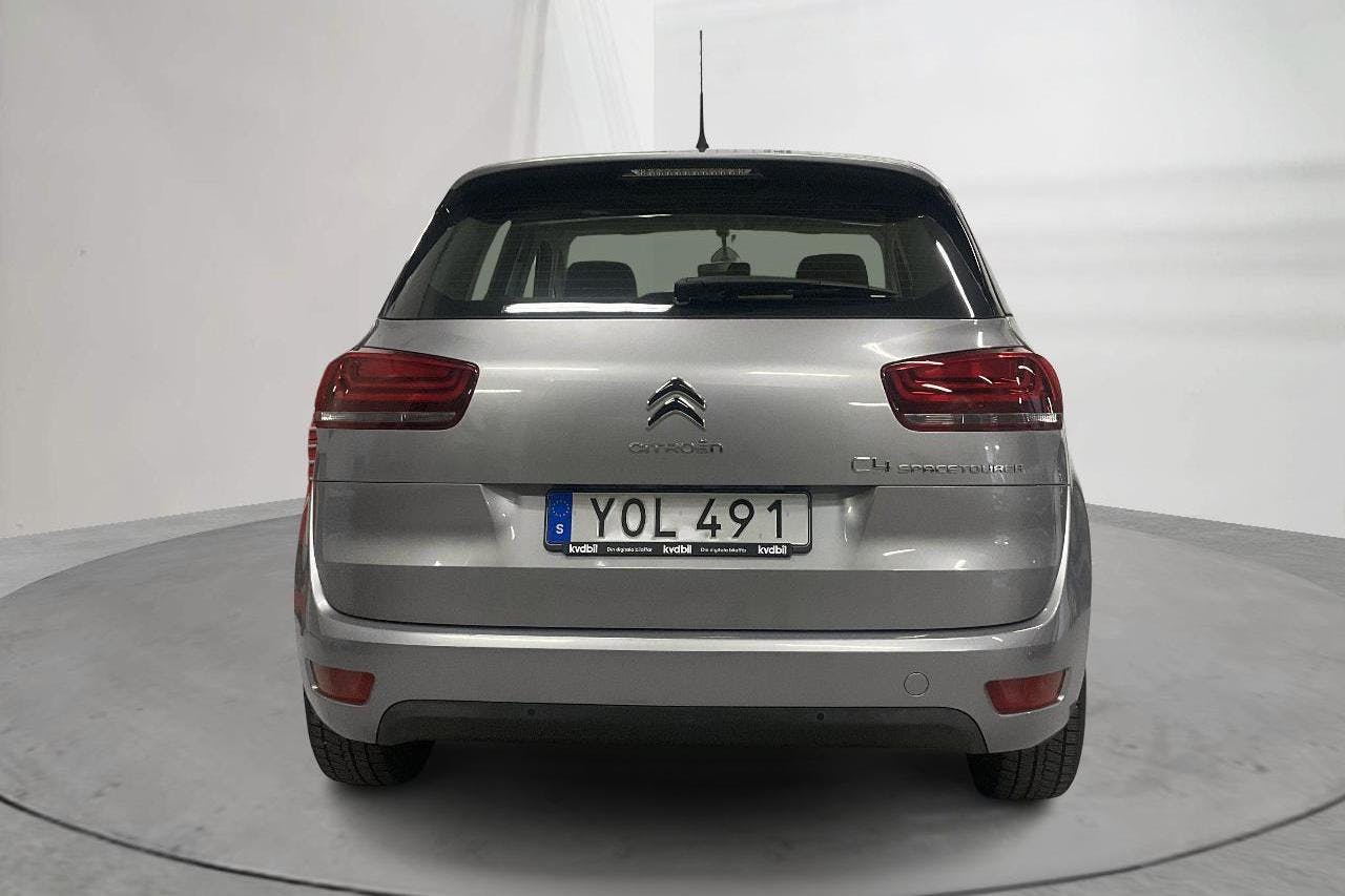 Citroën C4 Spacetourer Puretech (130hk) - 3 717 mil - Manuell - silver - 2018