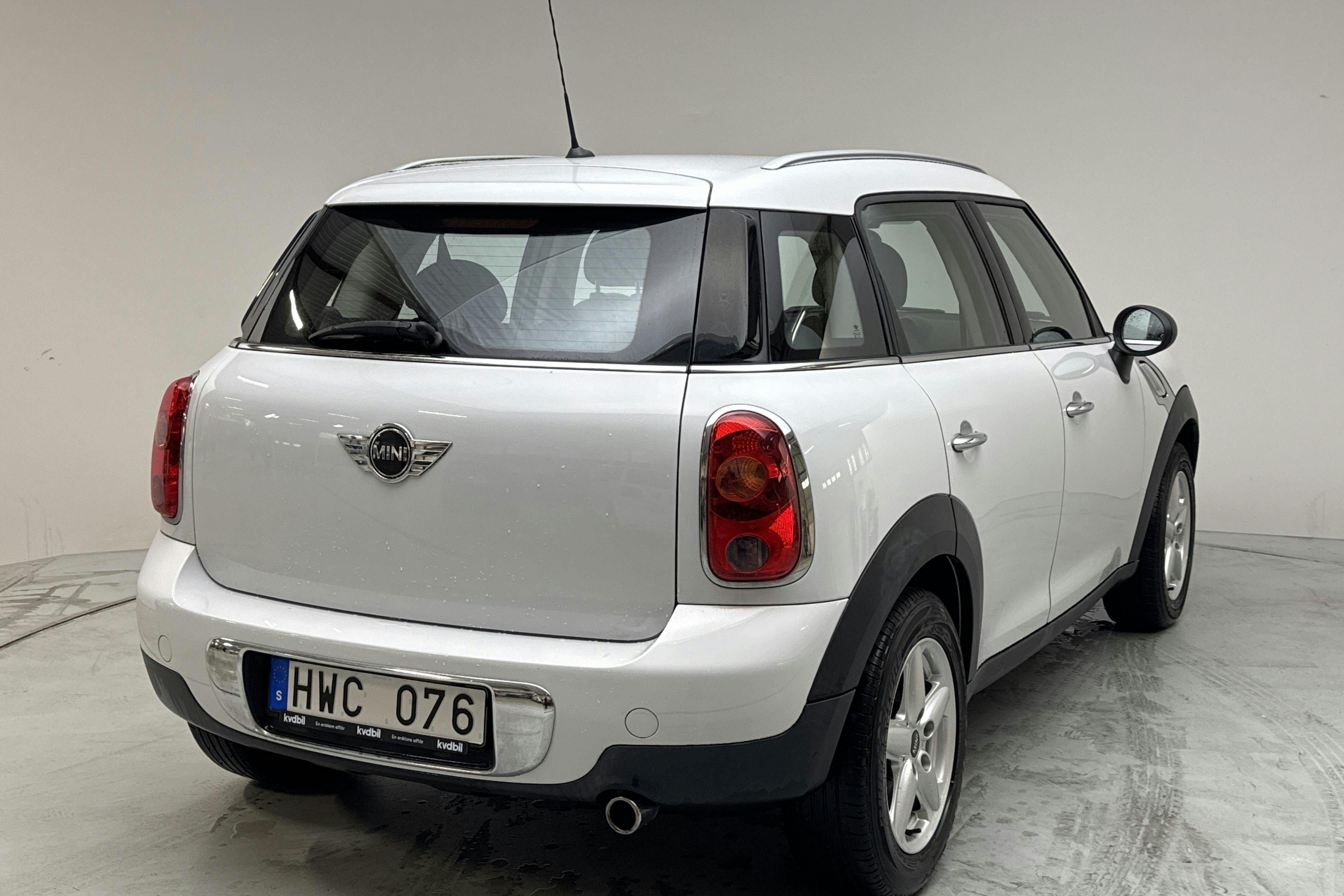 MINI One Countryman (98hk) - 5 328 mil - Manuell - vit - 2014