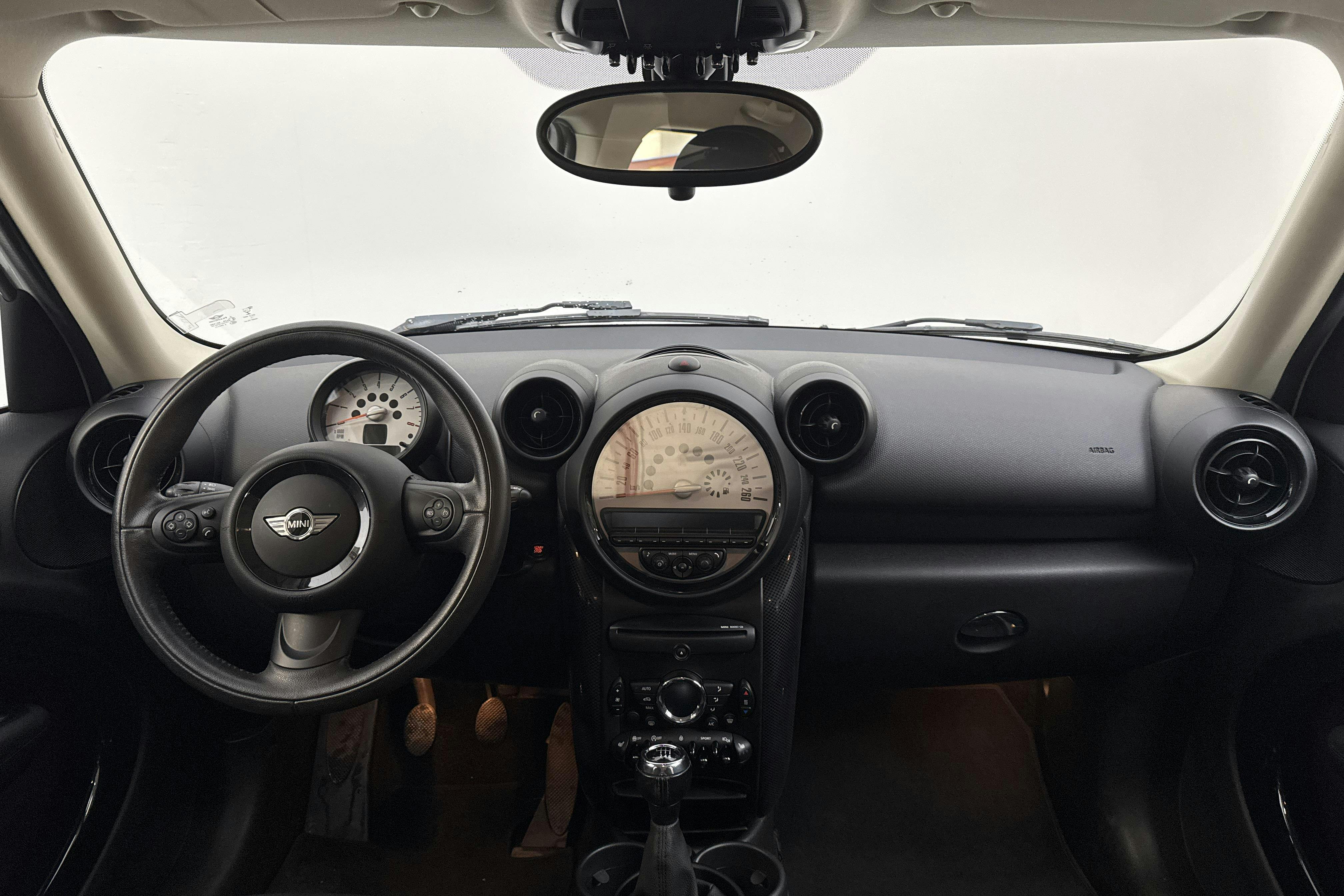 MINI One Countryman (98hk) - 5 328 mil - Manuell - vit - 2014