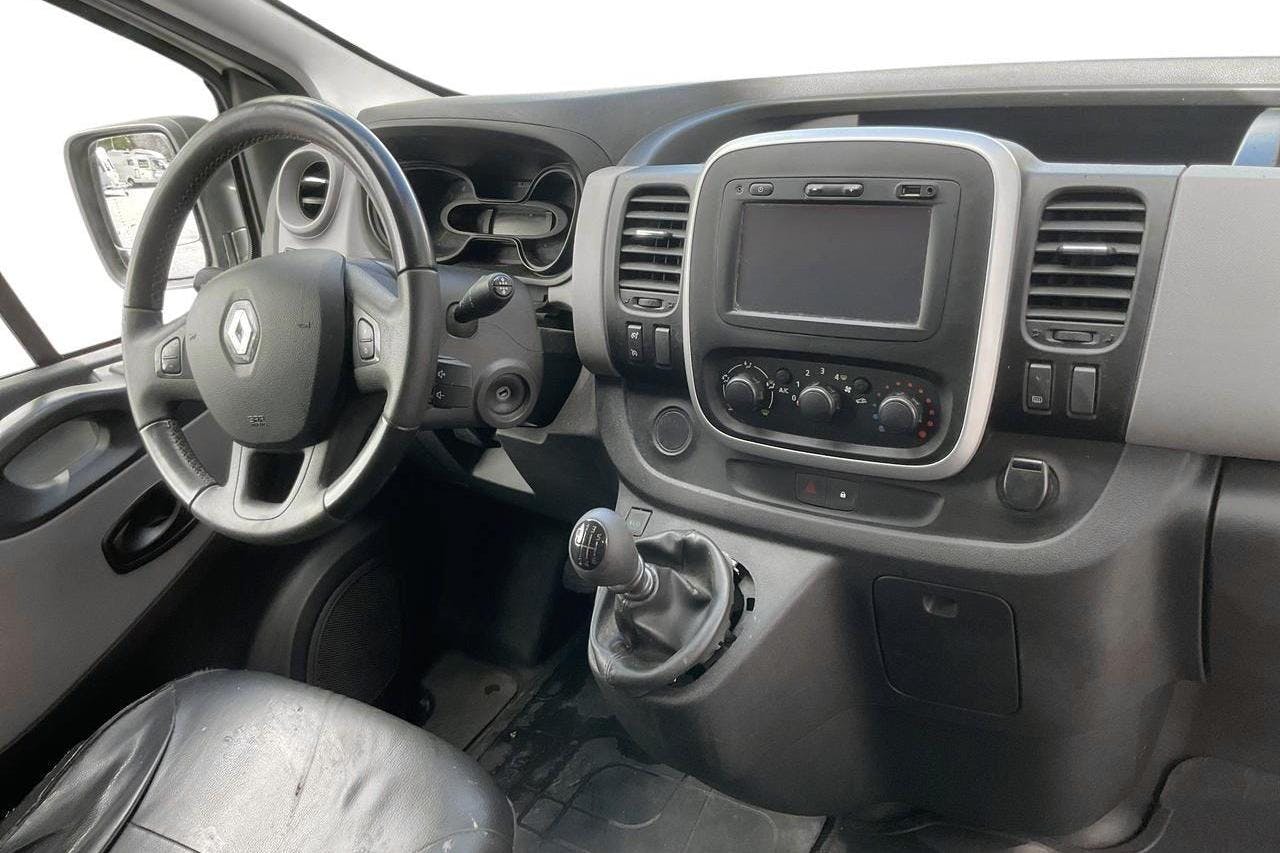 Renault Trafic 1.6 dCi Skåp (115hk) - 7 640 mil - Manuell - vit - 2015