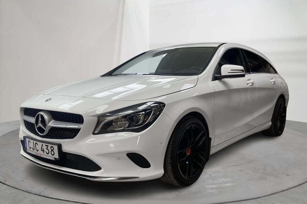 Mercedes CLA 220 d 4MATIC Shooting Brake X117 (170hk) - 120 050 km - Automatic - white - 2019