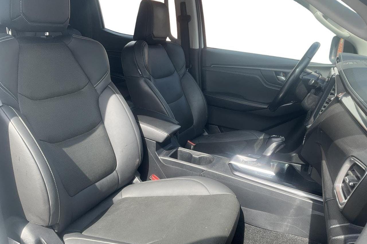 Isuzu D-MAX 1.9 DDI 4WD (163hk) - 8 282 mil - Automat - vit - 2020