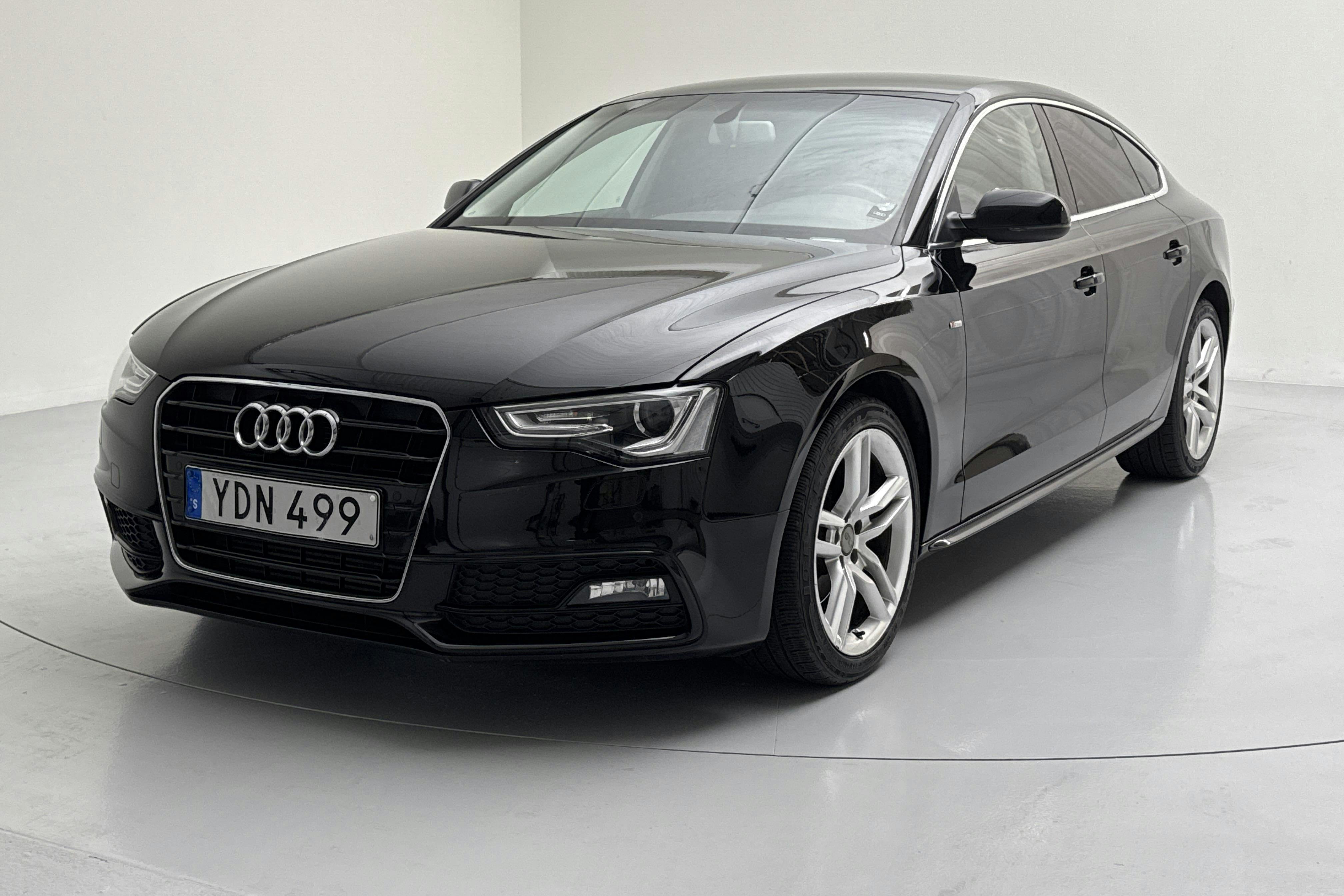 Audi A5 1.8 TFSI Sportback (144hk) - 10 298 mil - Manuell - svart - 2016