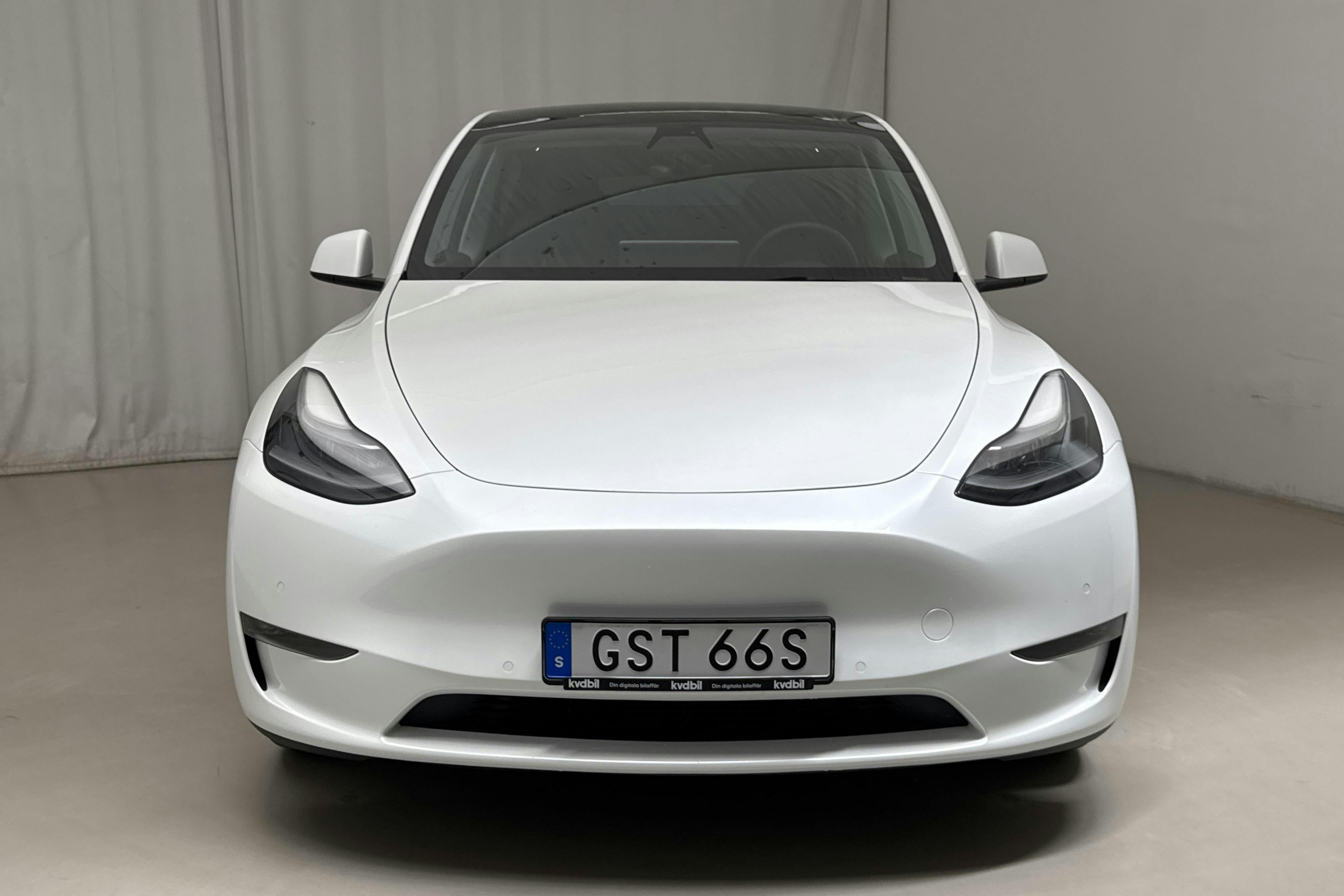 Tesla Model Y Long Range Dual Motor AWD - 10 642 mil - Automat - vit - 2021