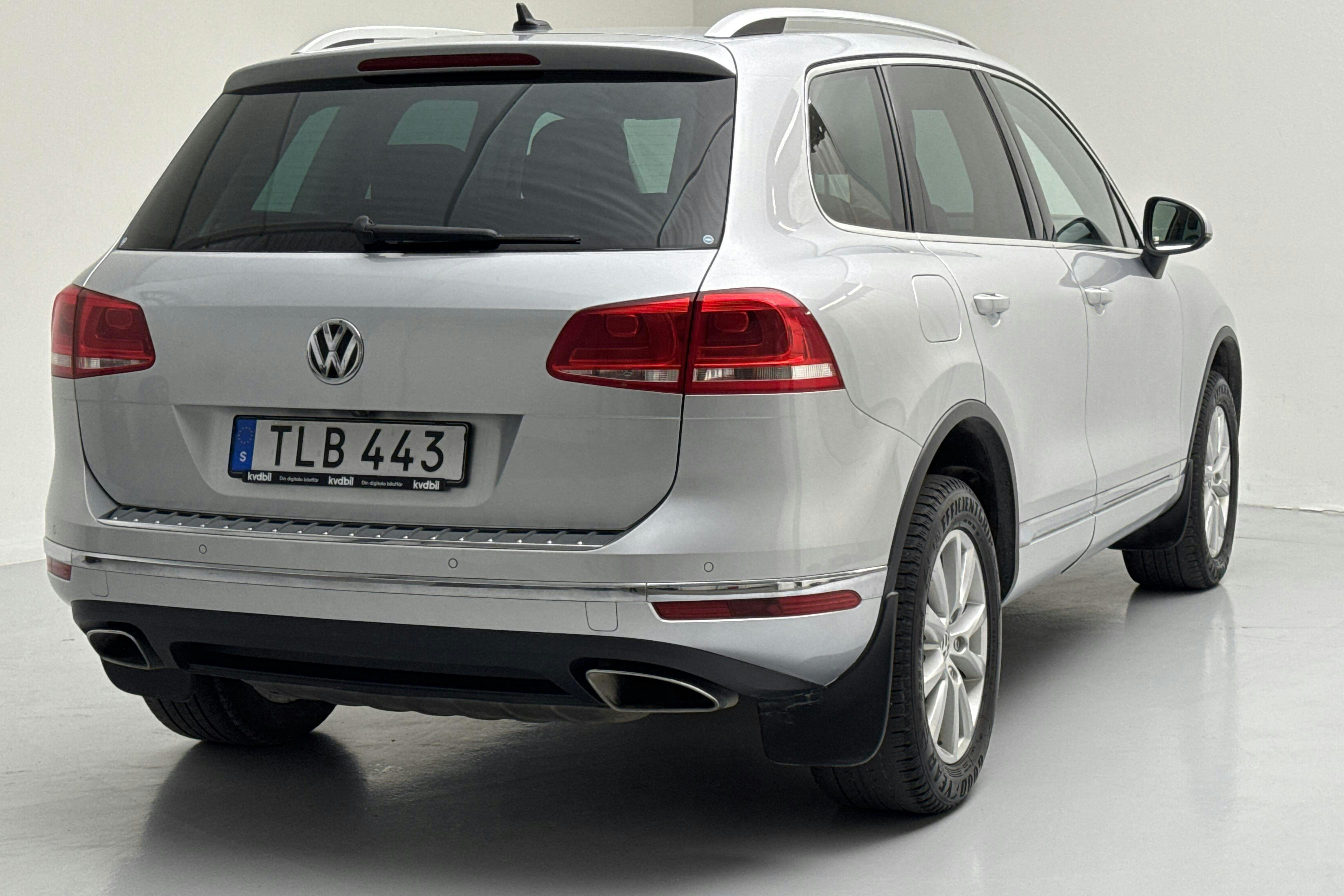 VW Touareg 3.0 TDI BlueMotion Technology (204hk) - 12 350 mil - Automat - silver - 2016
