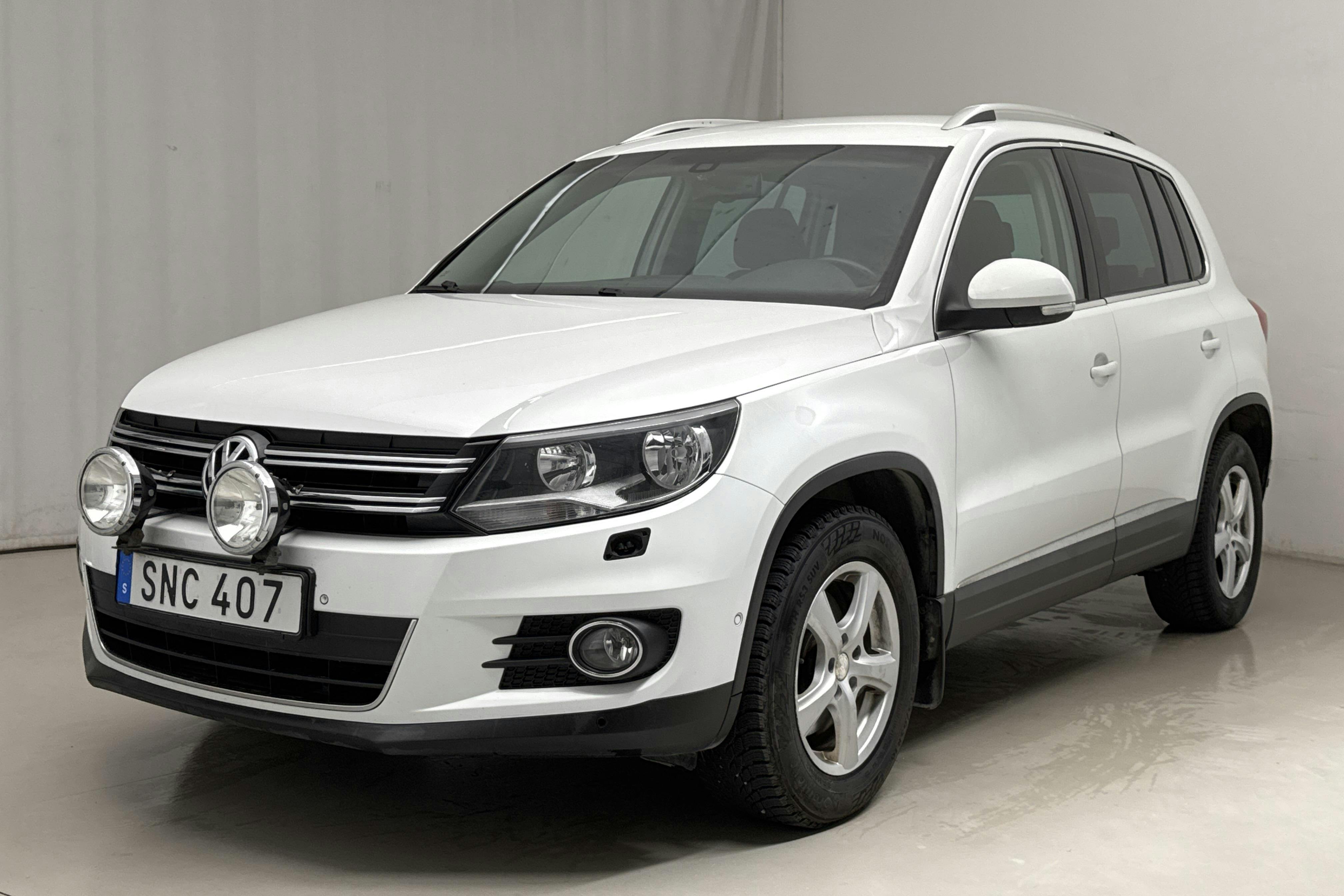 VW Tiguan 1.4 TSI 4MOTION (160hk) - 25 074 mil - Manuell - vit - 2015