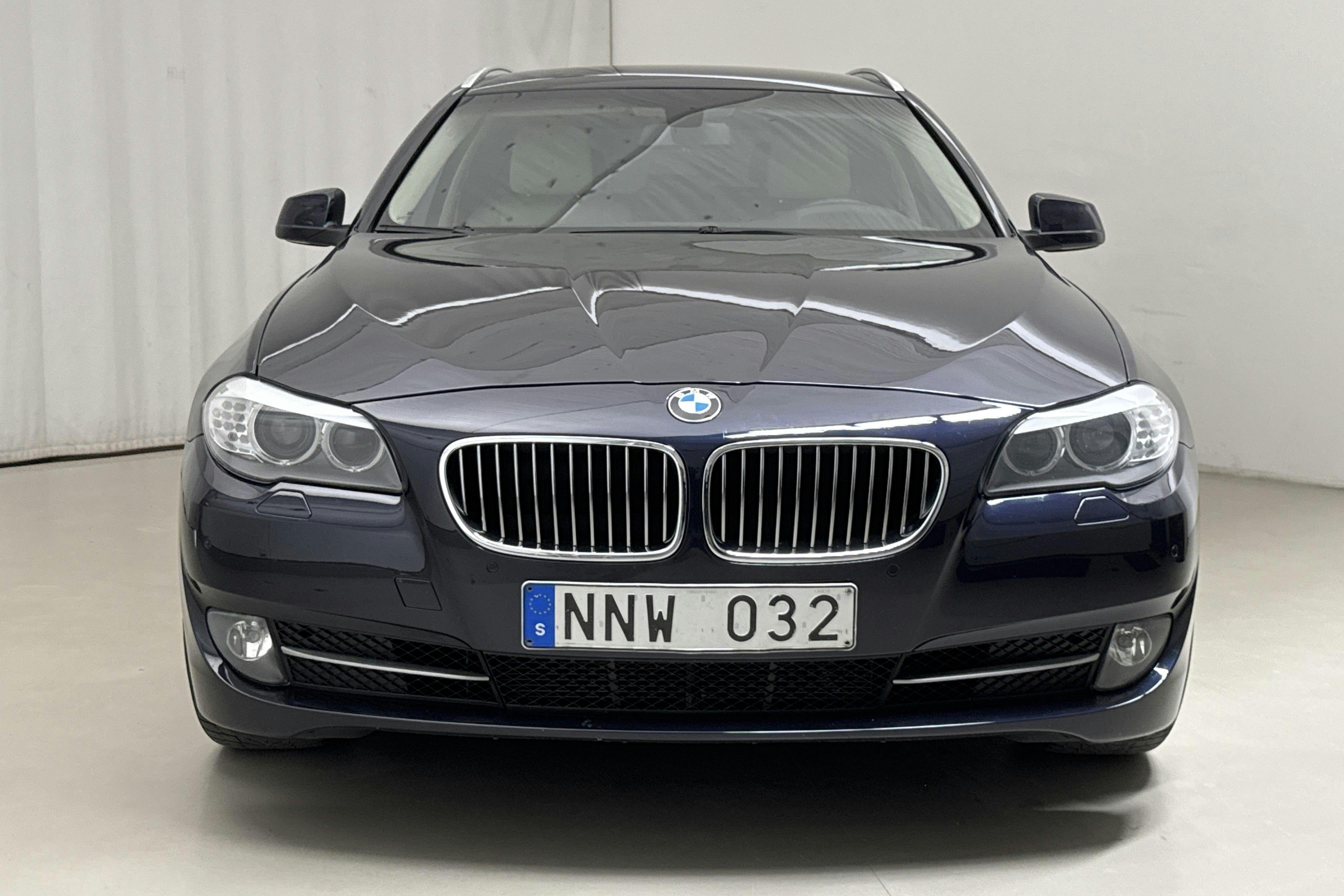 BMW 520d Touring, F11 (184hk) - 194 880 km - Automatic - blue - 2013