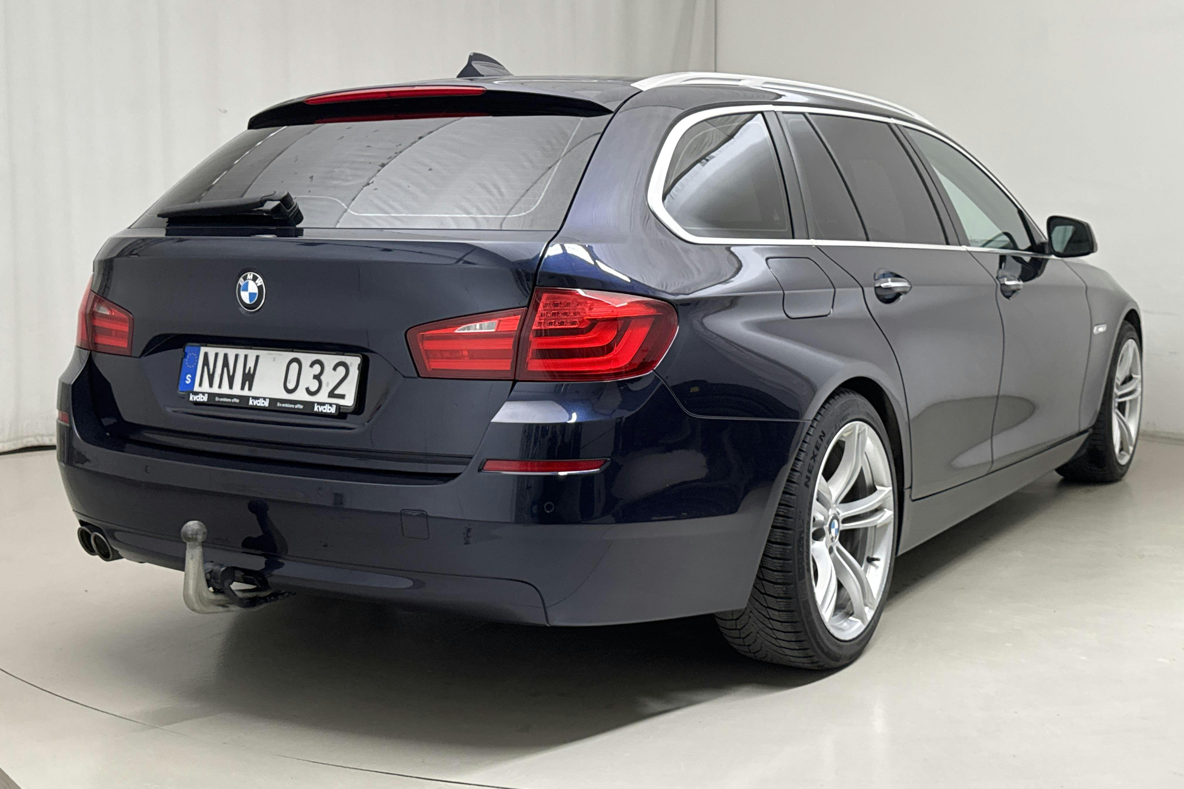 BMW 520d Touring, F11 (184hk) - 194 880 km - Automatic - blue - 2013