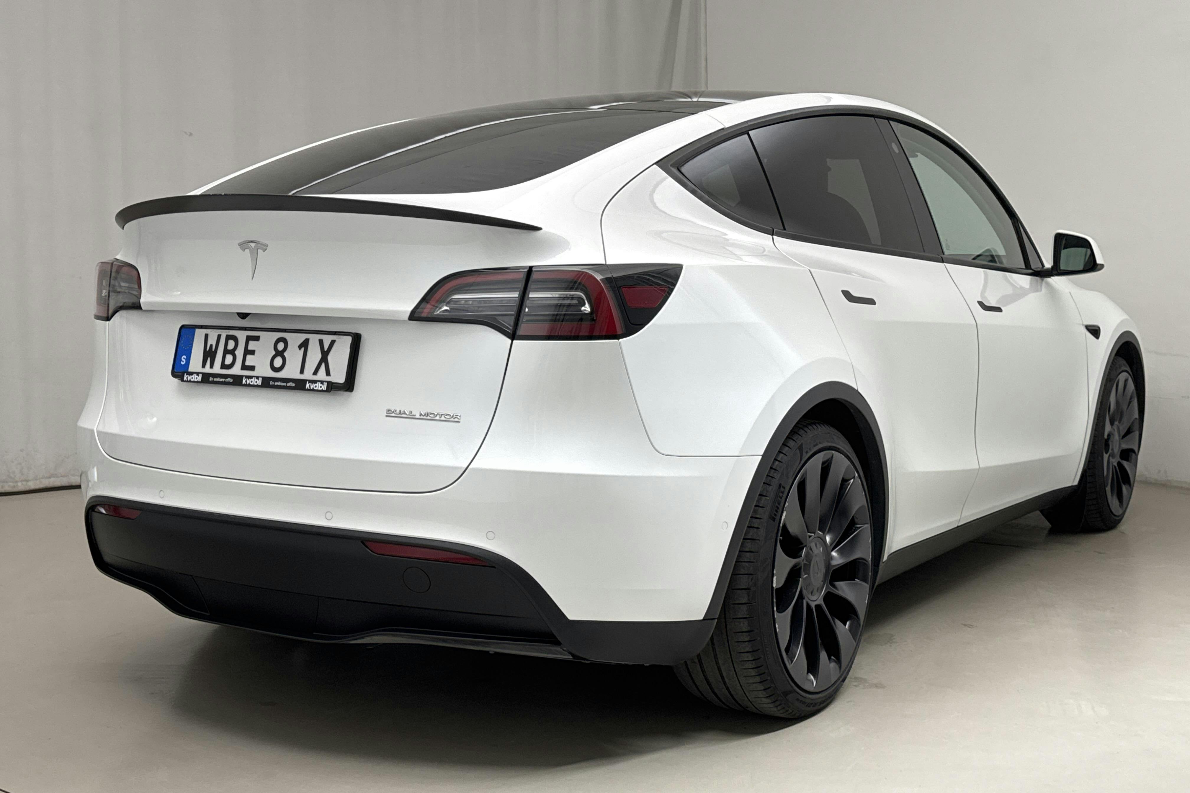 Tesla Model Y Performance Dual Motor AWD - 11 427 mil - Automat - vit - 2022