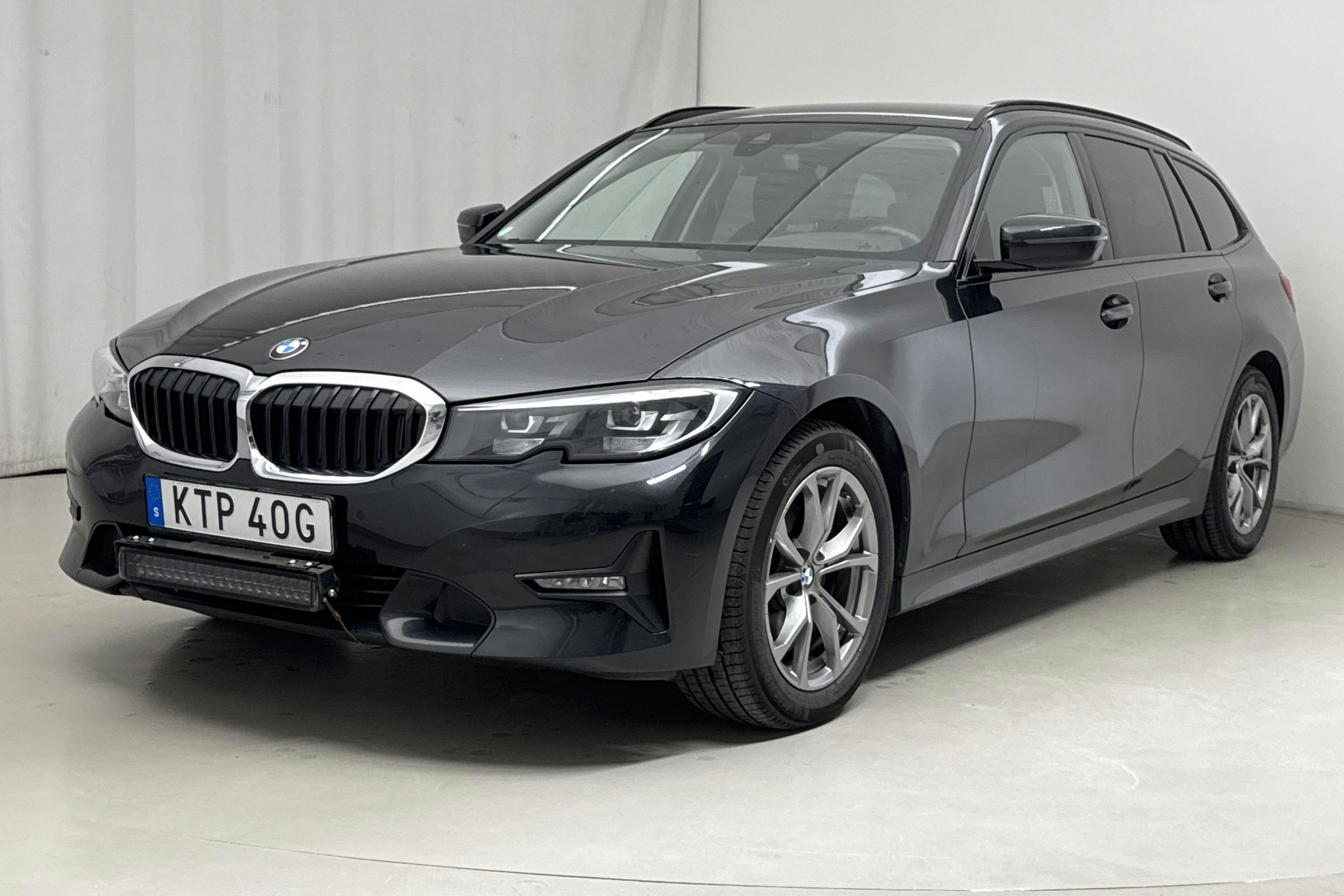 BMW 320d xDrive Touring, G21 (190hk+11hk) - 8 973 mil - Automat - svart - 2020