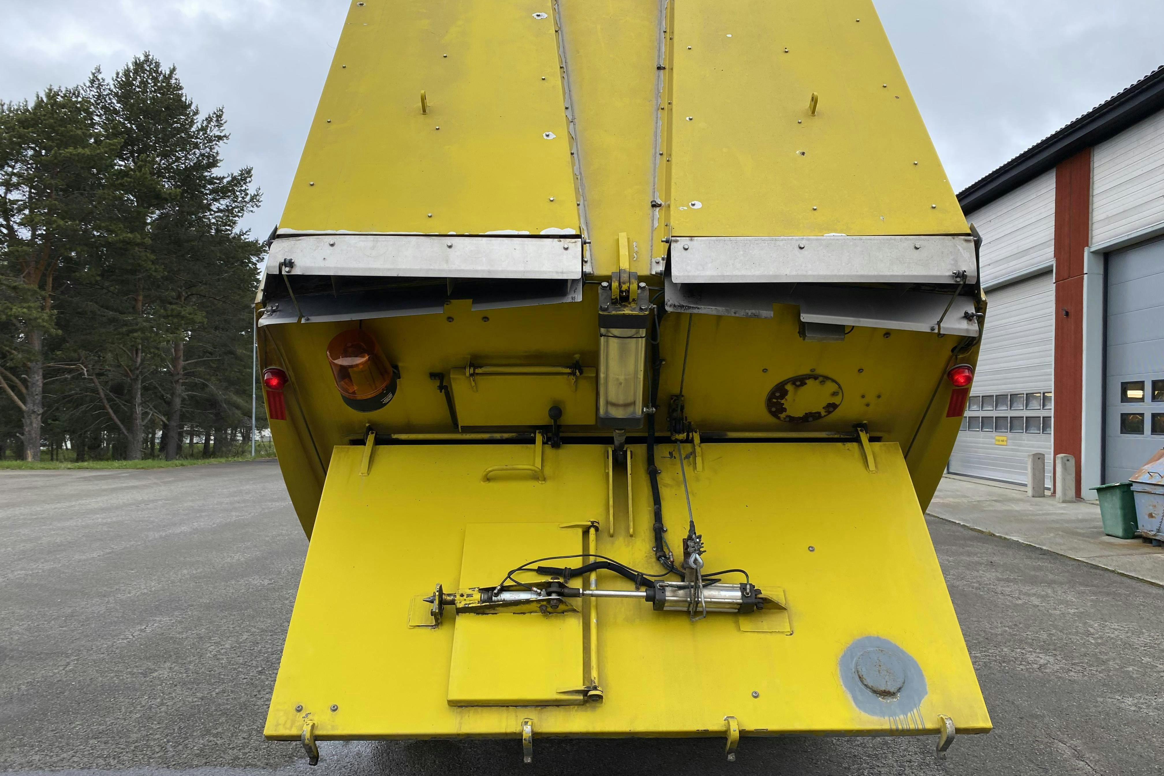 Scania P94 - 67 197 km - Automat - 1999